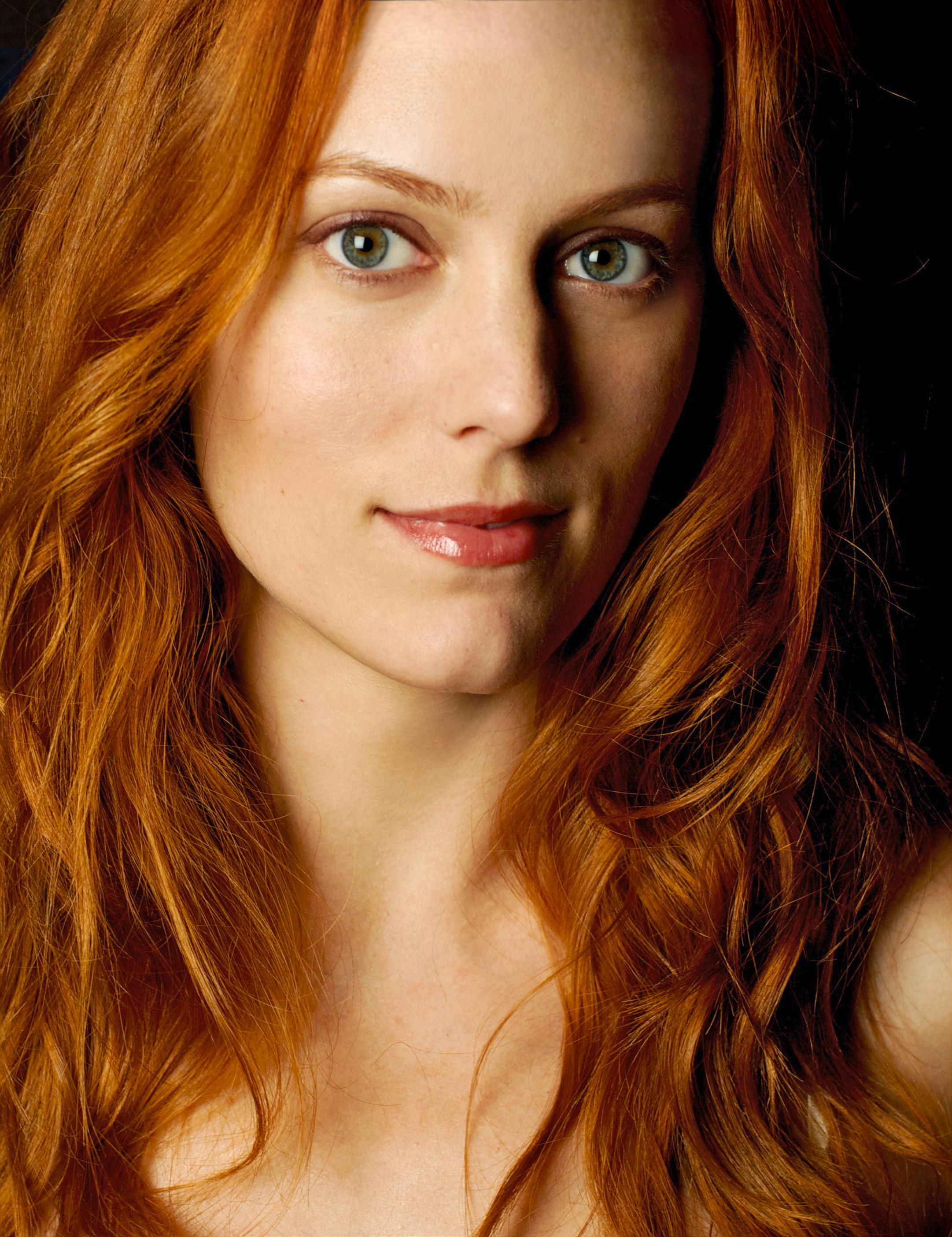 actor Samantha Colburn large photo