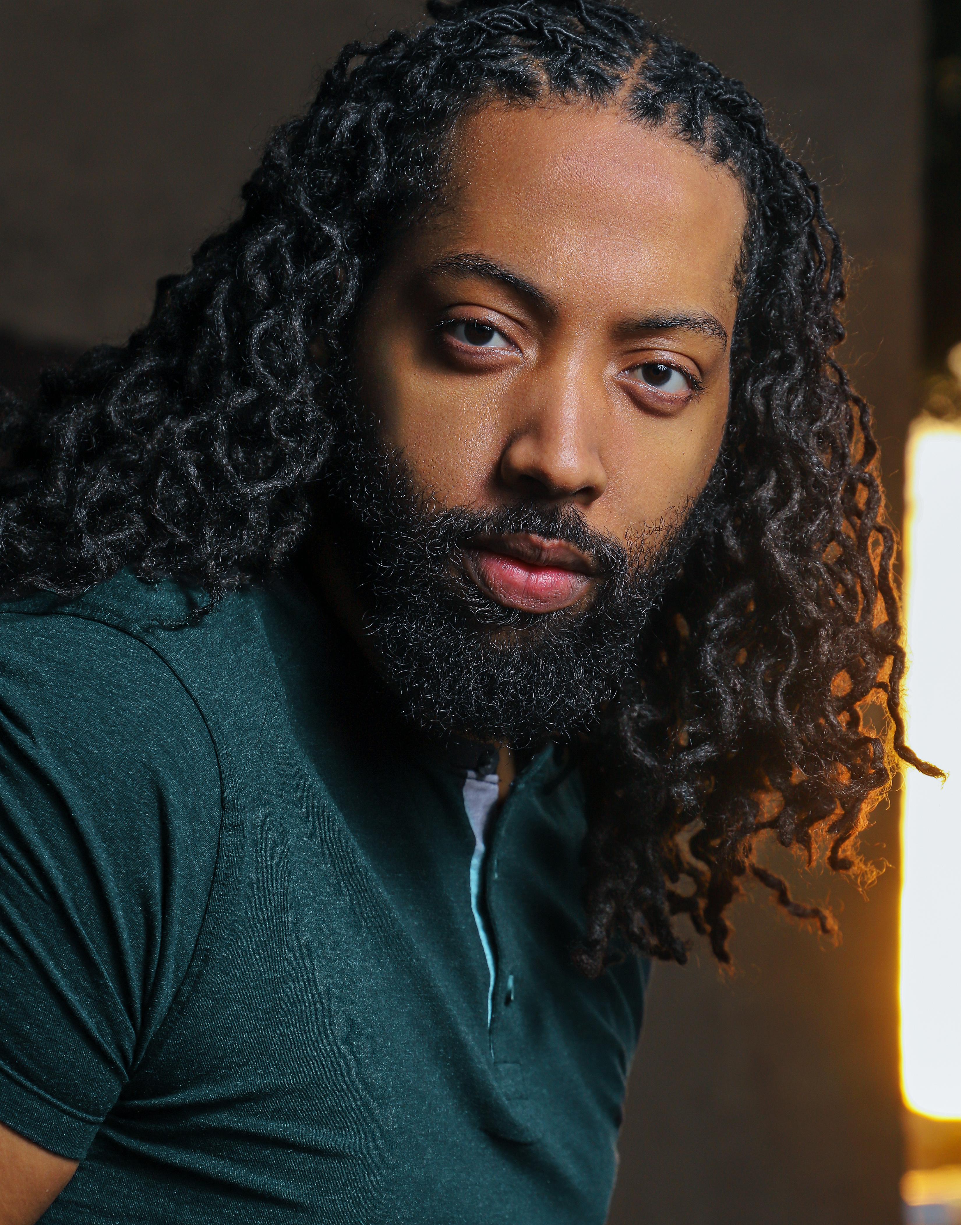 actor Phillip Simon Lynch large photo