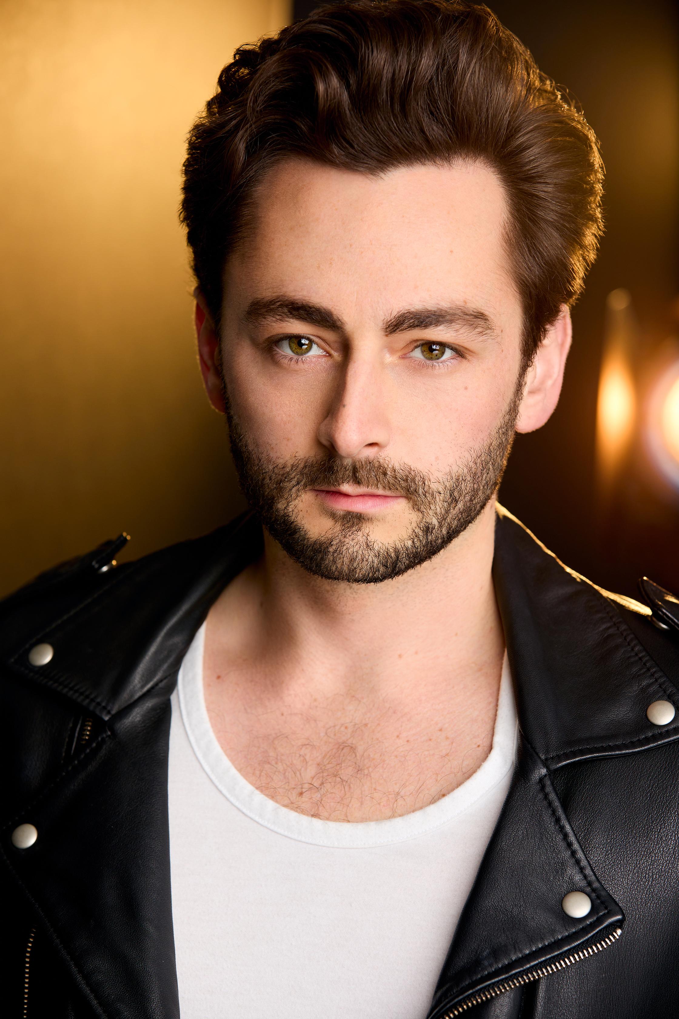 actor Parker Goris large photo