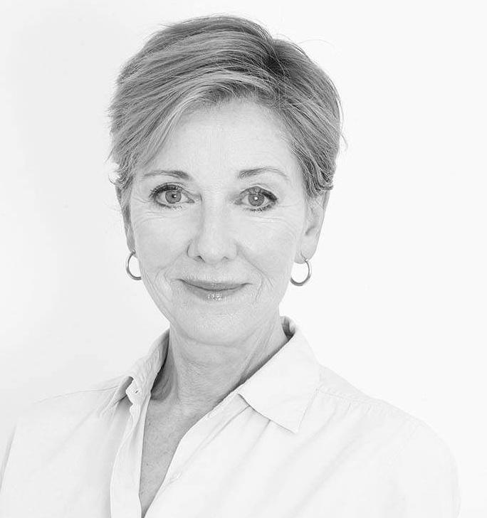 actor Gail Downey large photo