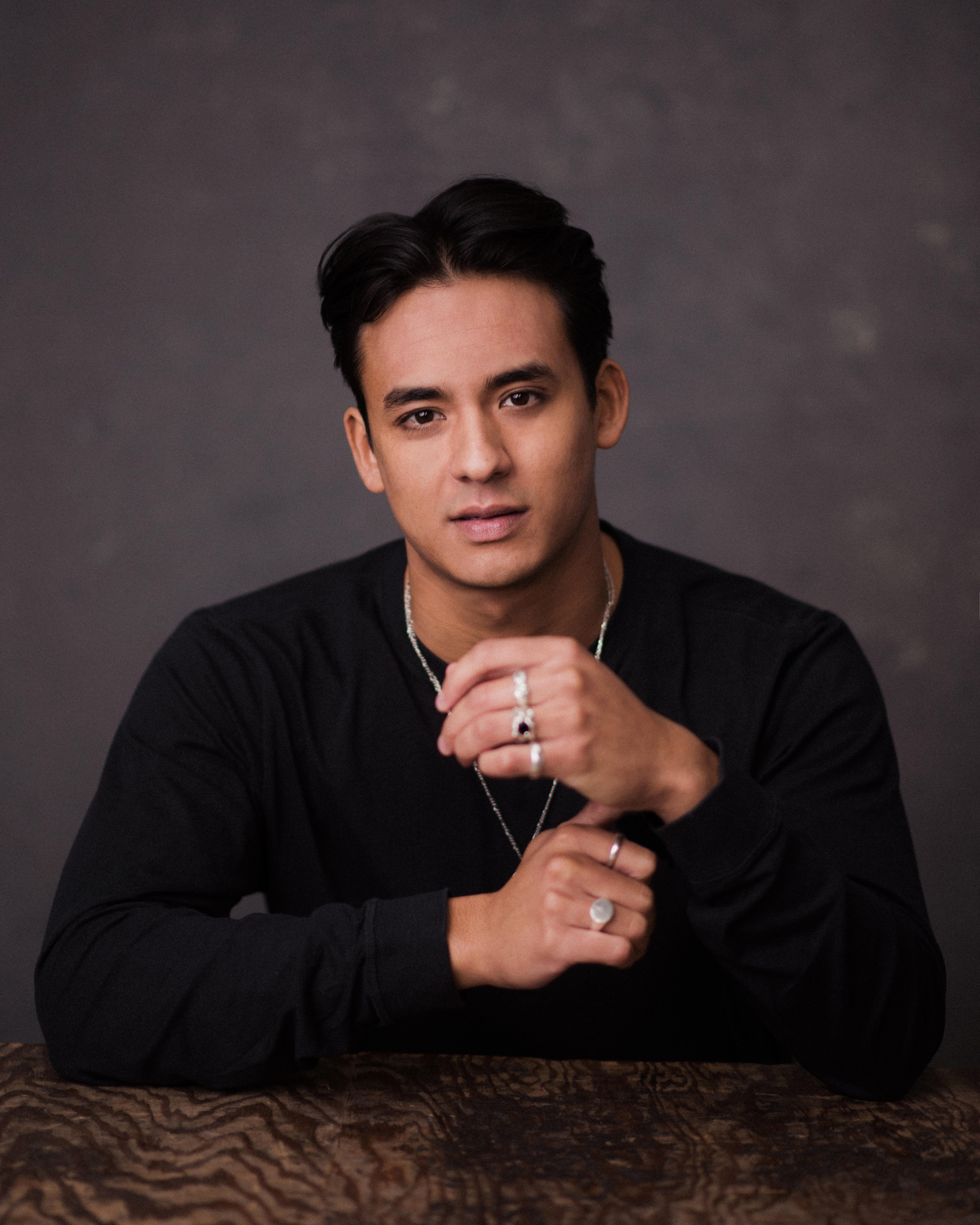 actor Liam Lau-Fernandez large photo