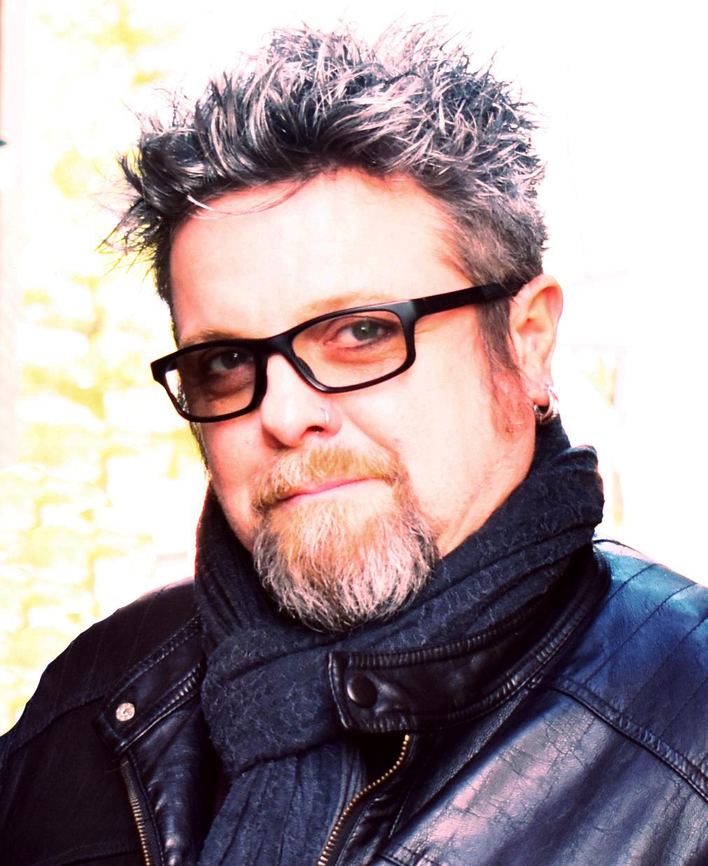 Paul Lewis