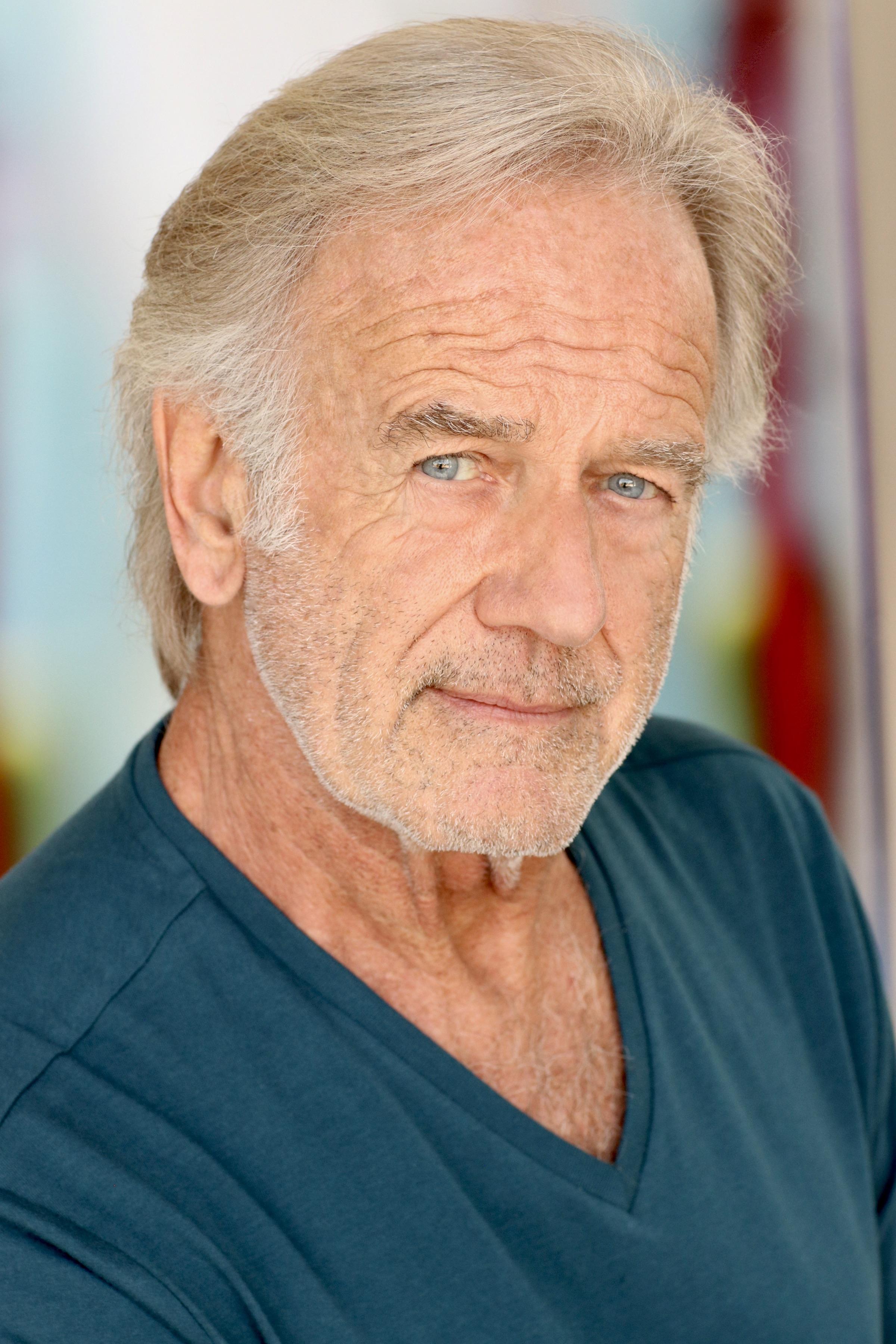 actor Paul Anthony McLean large photo