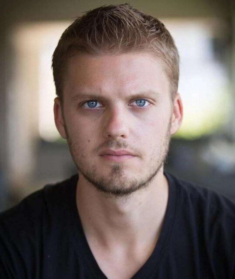 actor Jordan Sather large photo