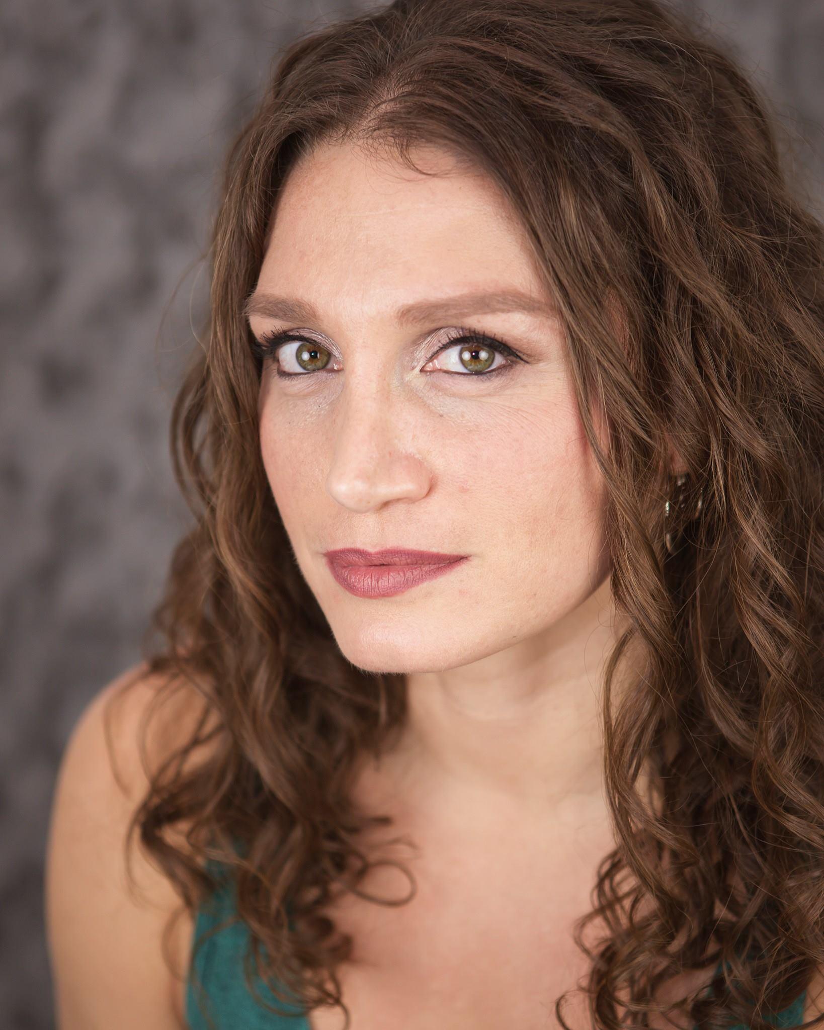 actor Alisha Bernhardt large photo