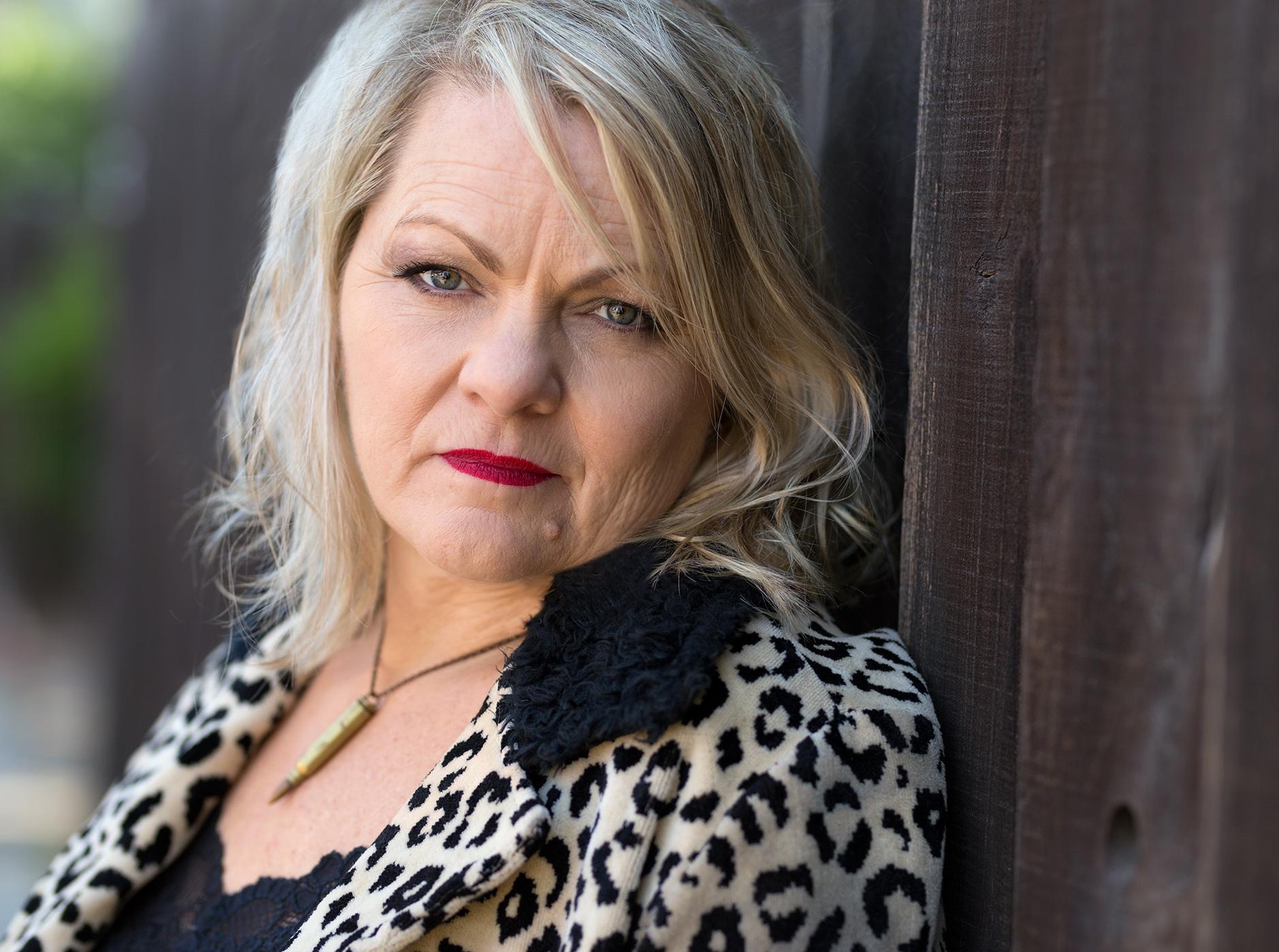 actor Amy Jennings large photo