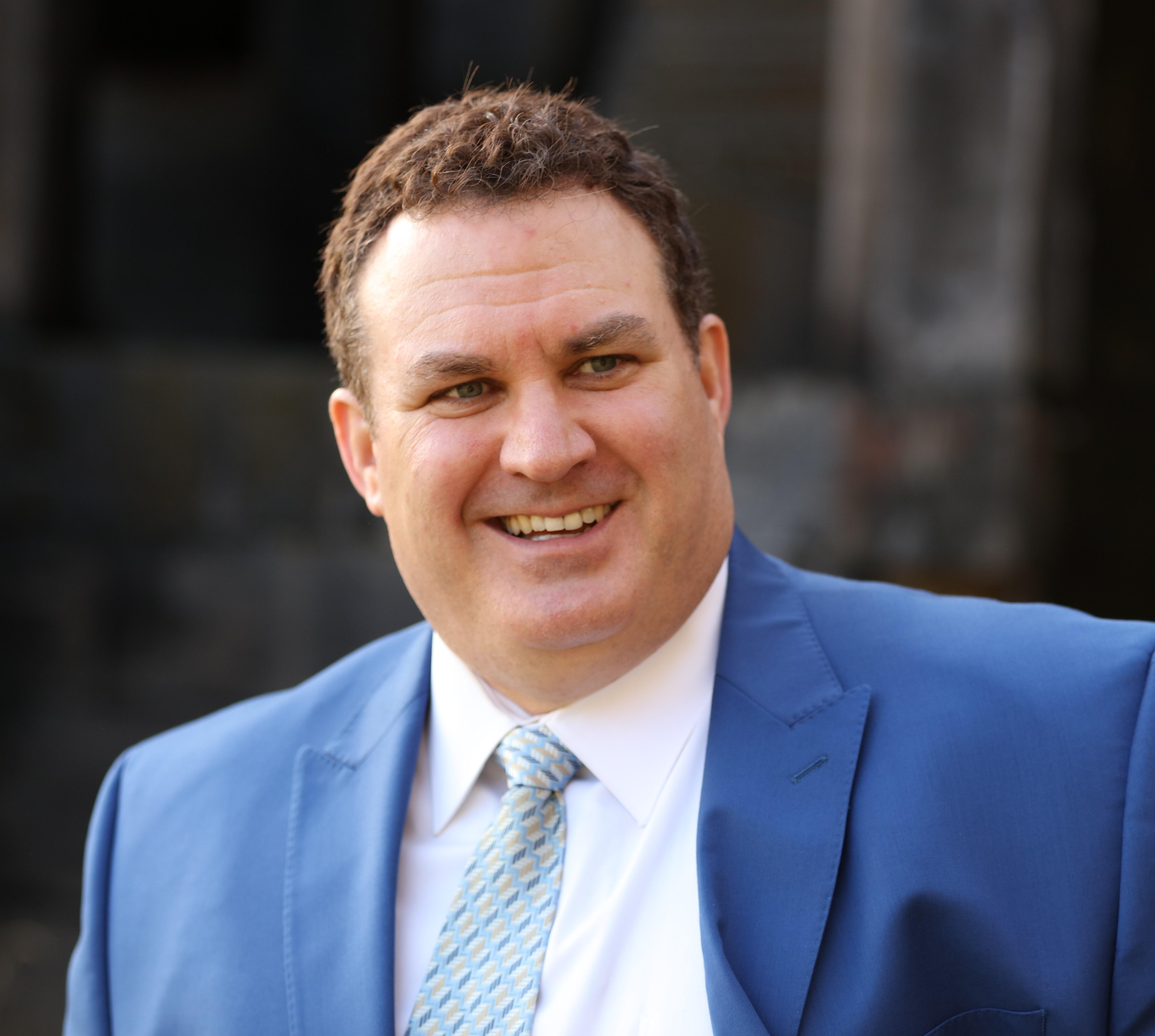 actor Mike Weiner large photo