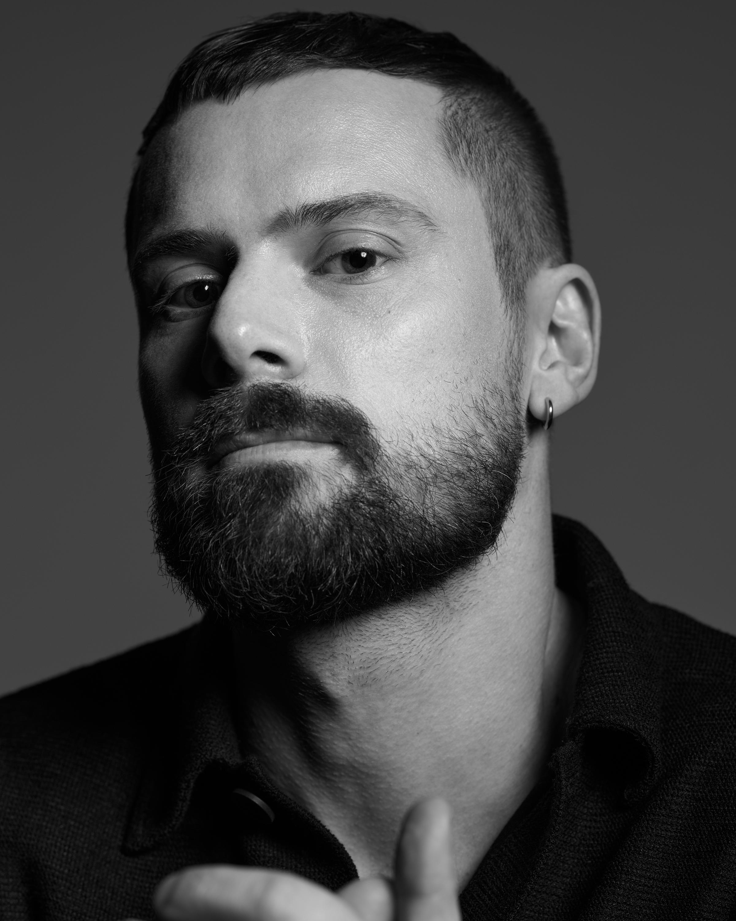 actor Blake Mawson large photo