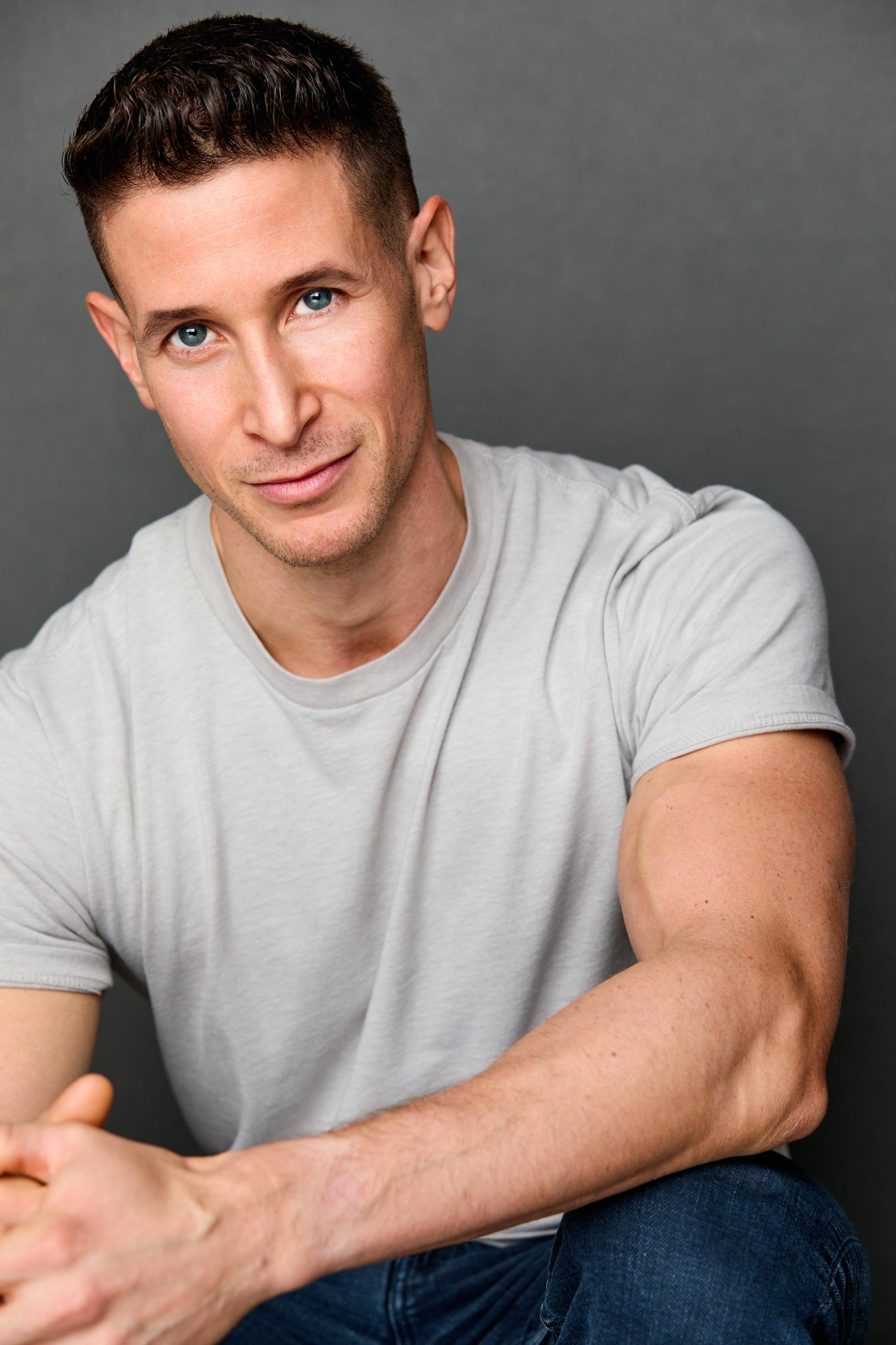 actor Morgan West large photo