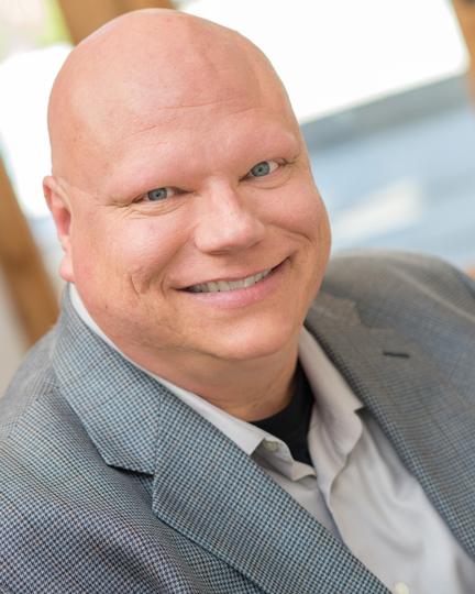 actor Shawn C Smith large photo