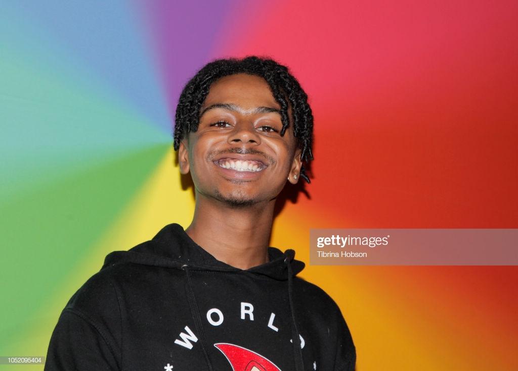 actor Kenneth Knox large photo