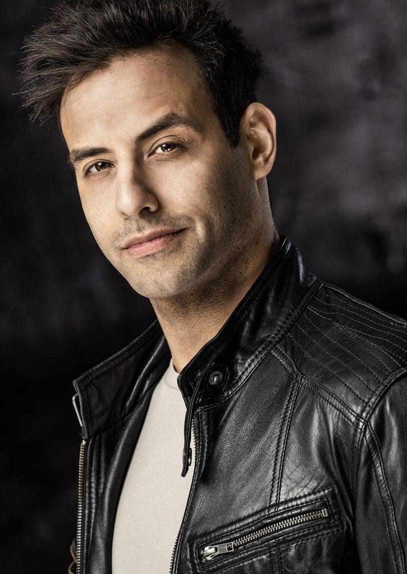 actor Tazito Garcia large photo