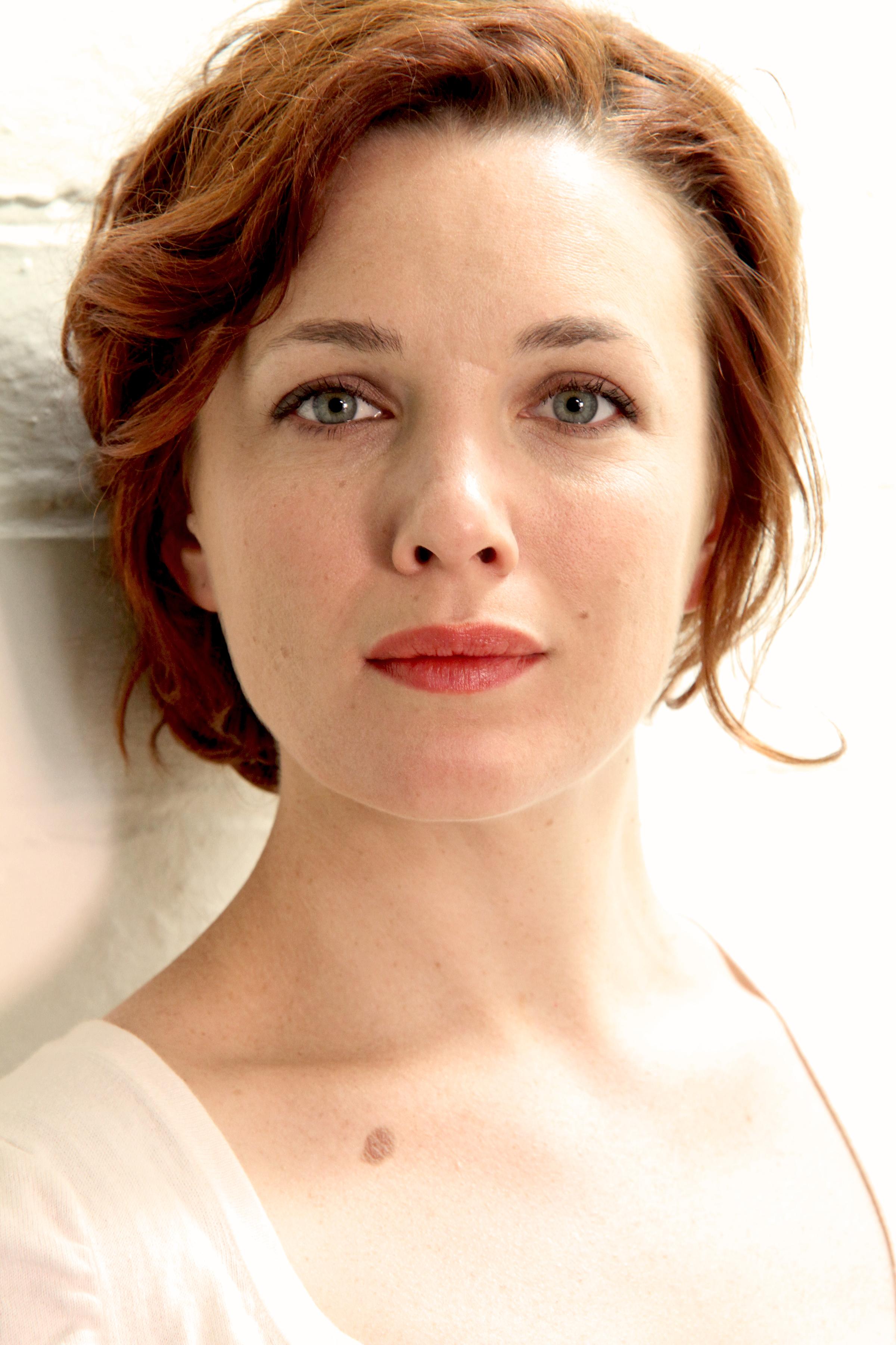 actor Meredith Penman large photo