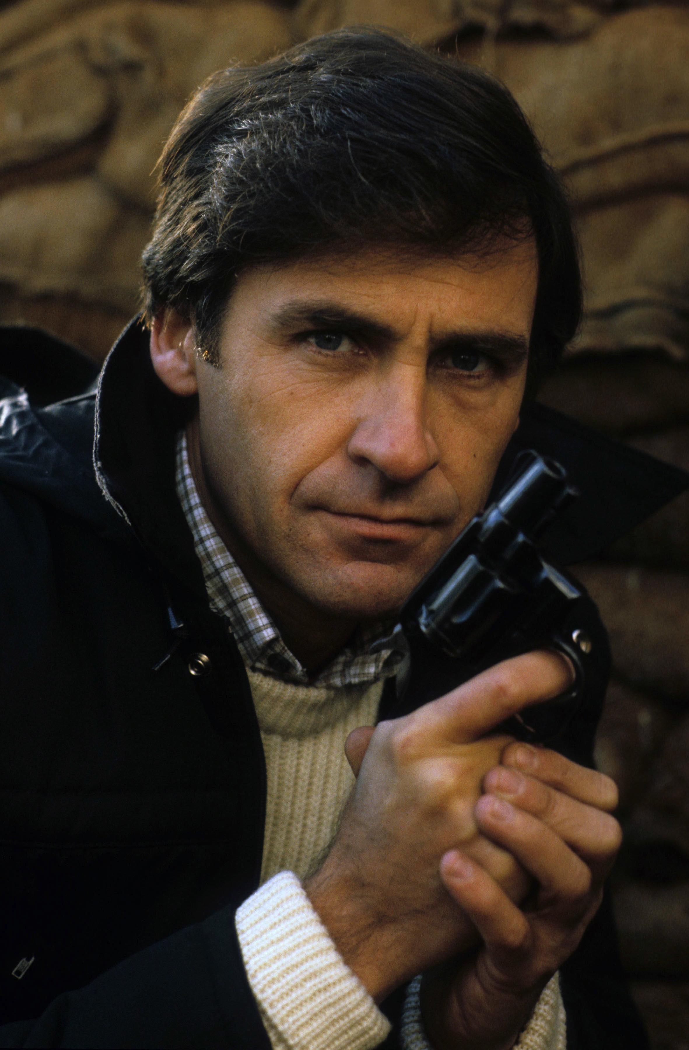 actor Ray Lonnen large photo