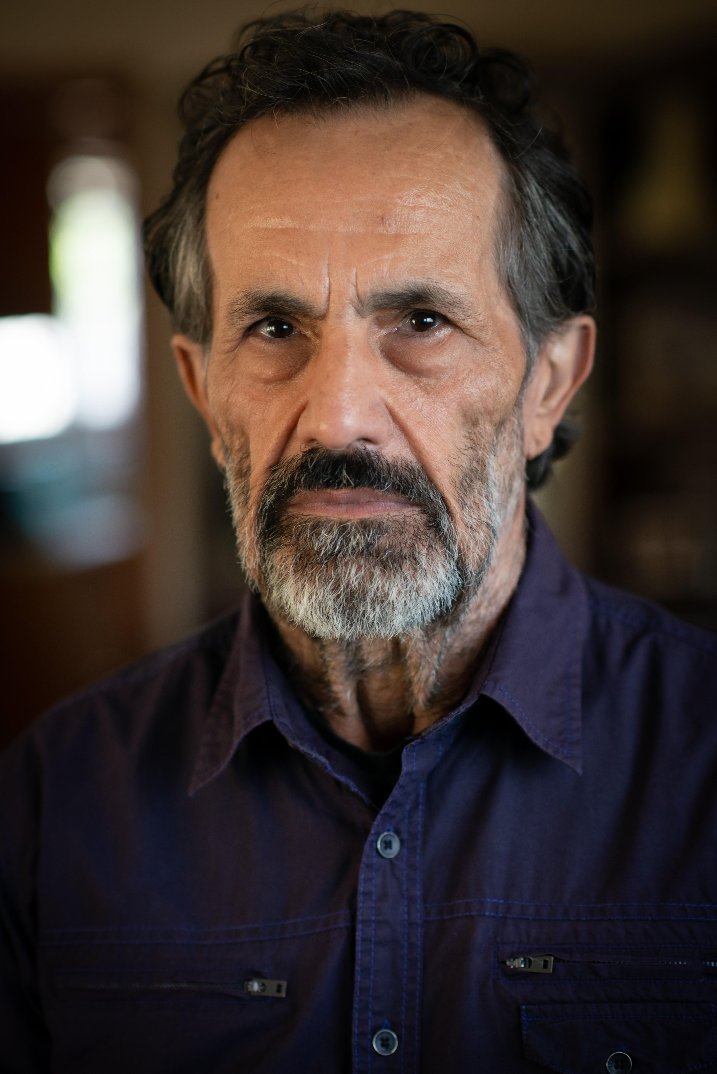 actor Simon Elrahi large photo