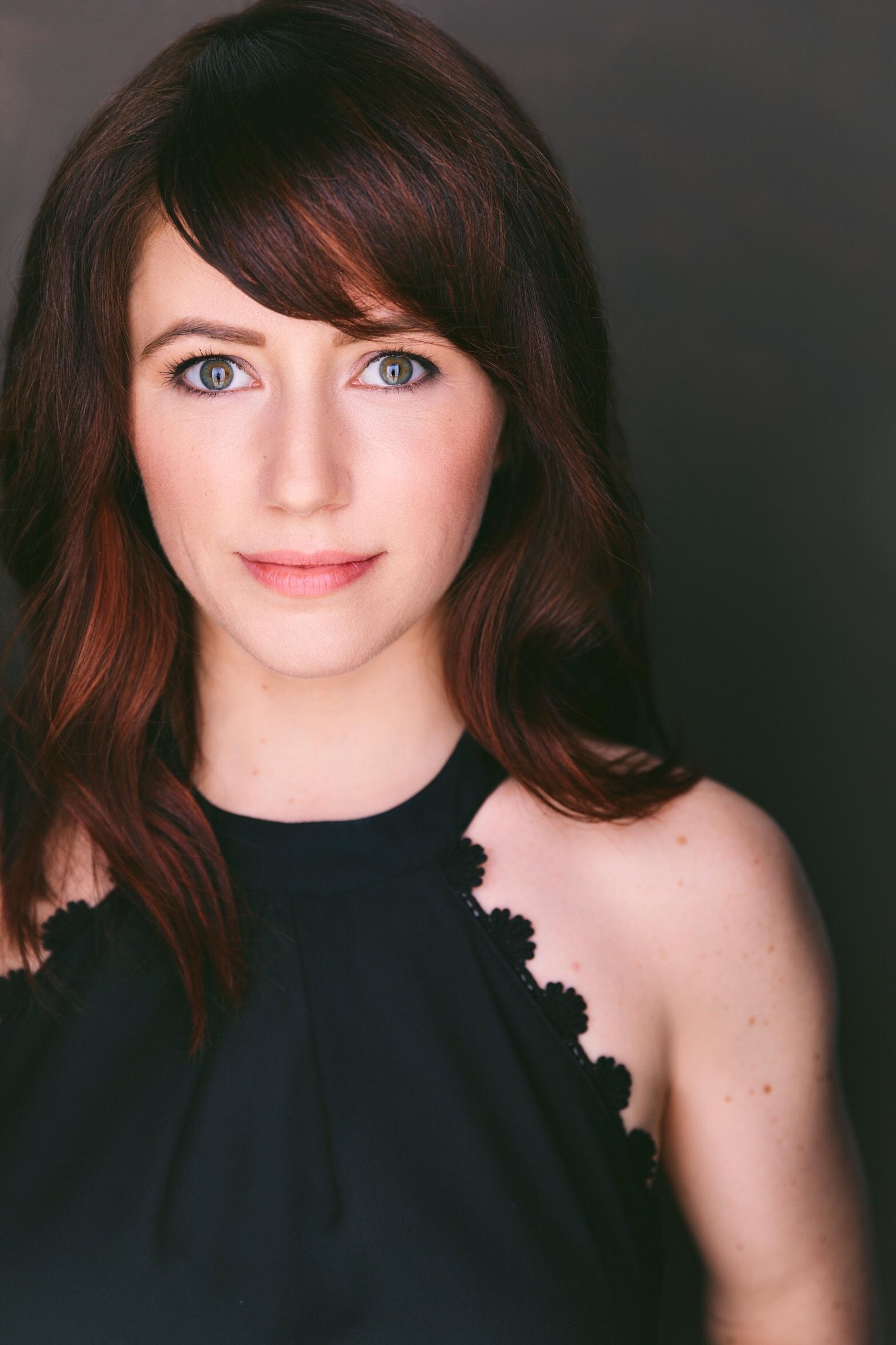 actor Kari Buckley large photo