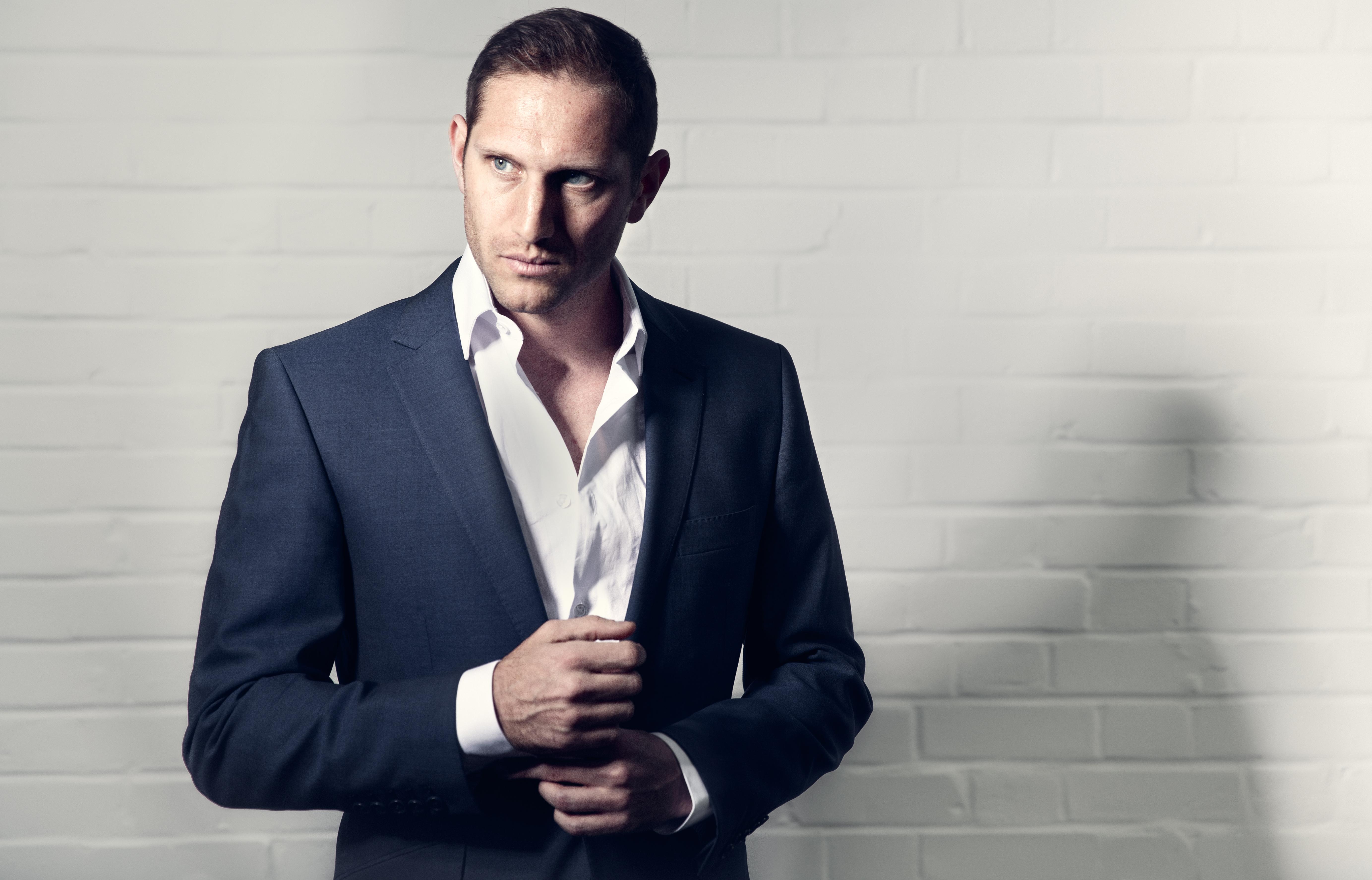 actor Joseph Steyne large photo