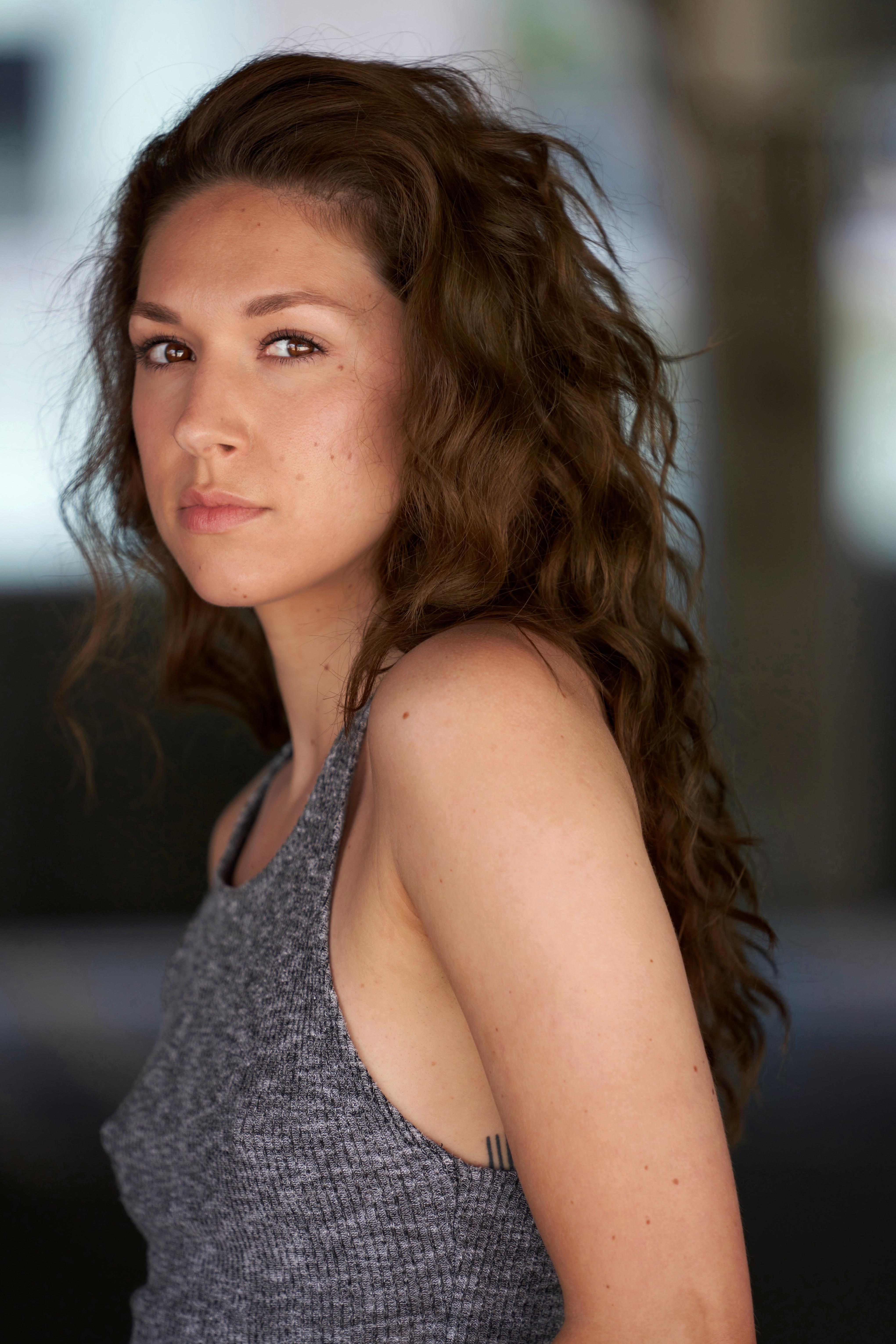 actor Vassiliki Ellwood Yiagazis large photo