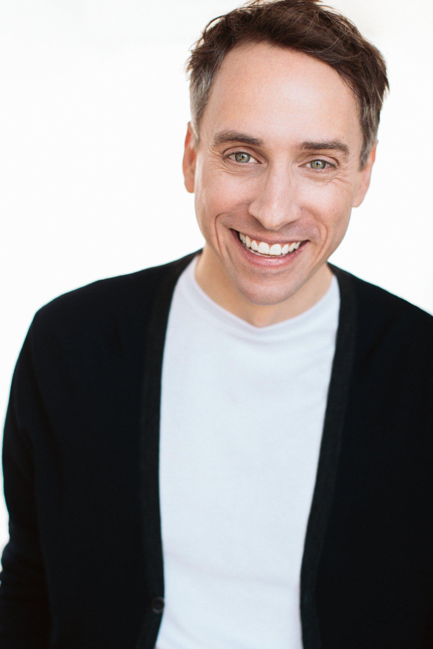 actor Josh Sauerman large photo