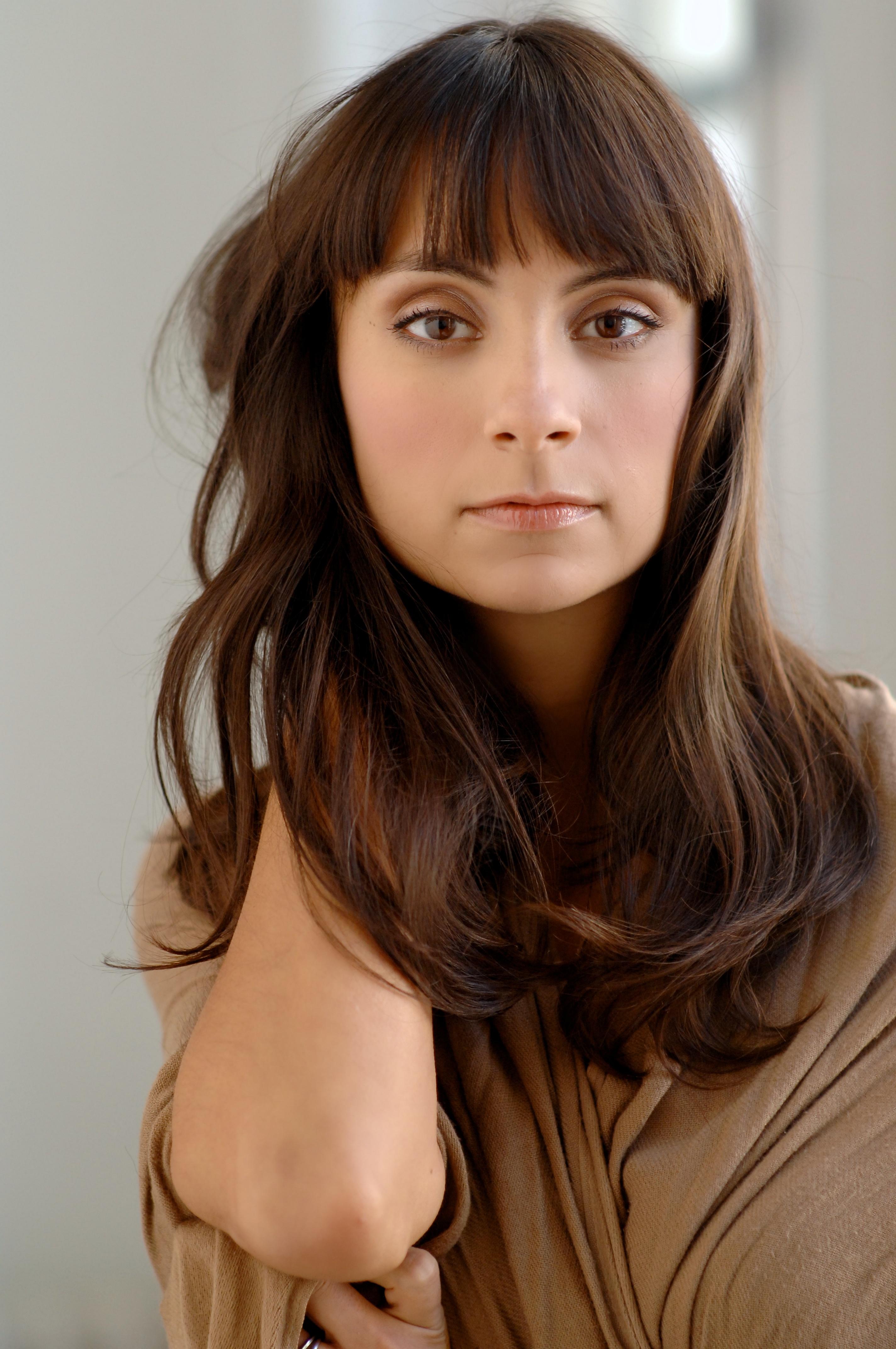 actor Kendra Mylnechuk large photo