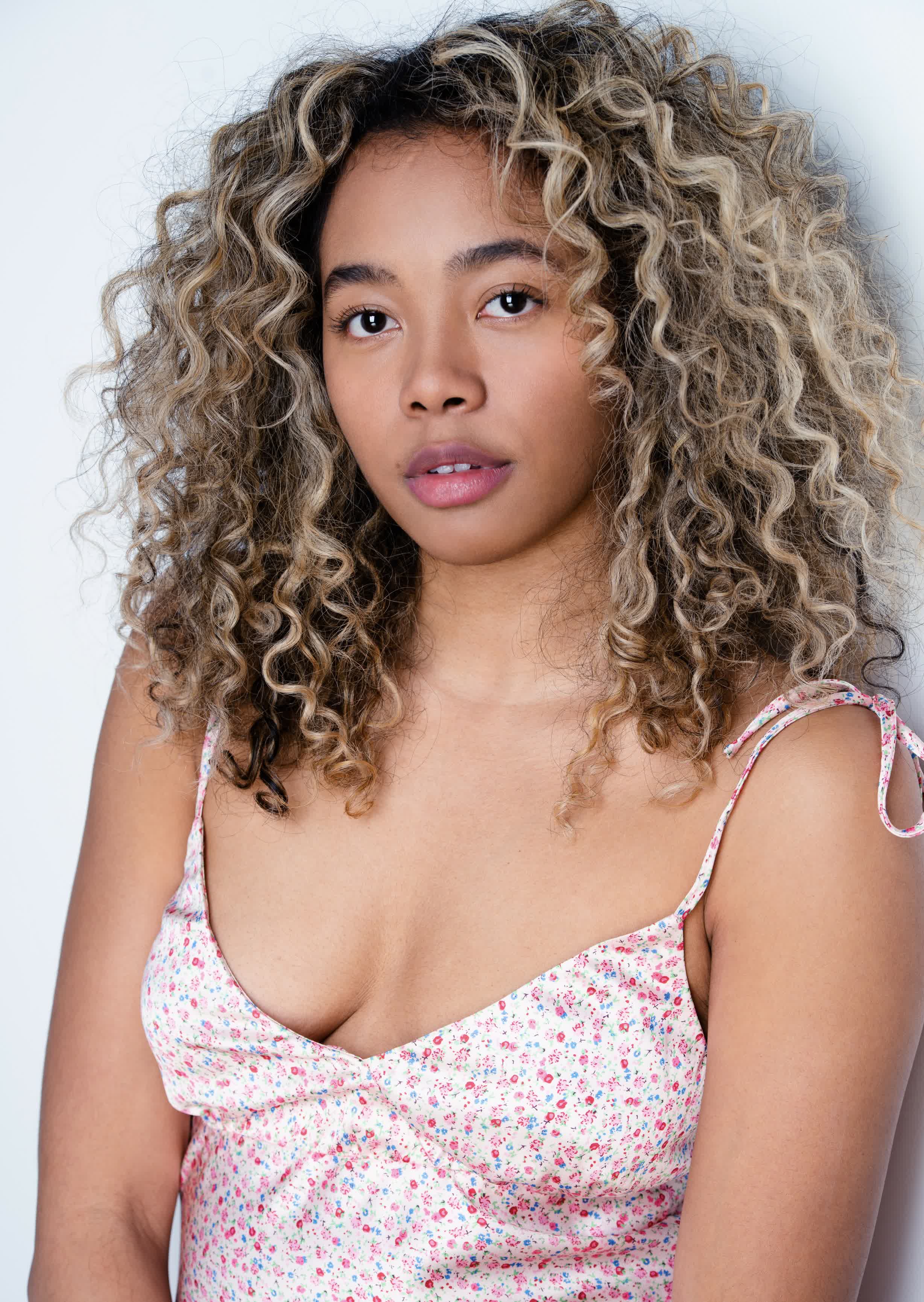 actor Kyal Legend large photo