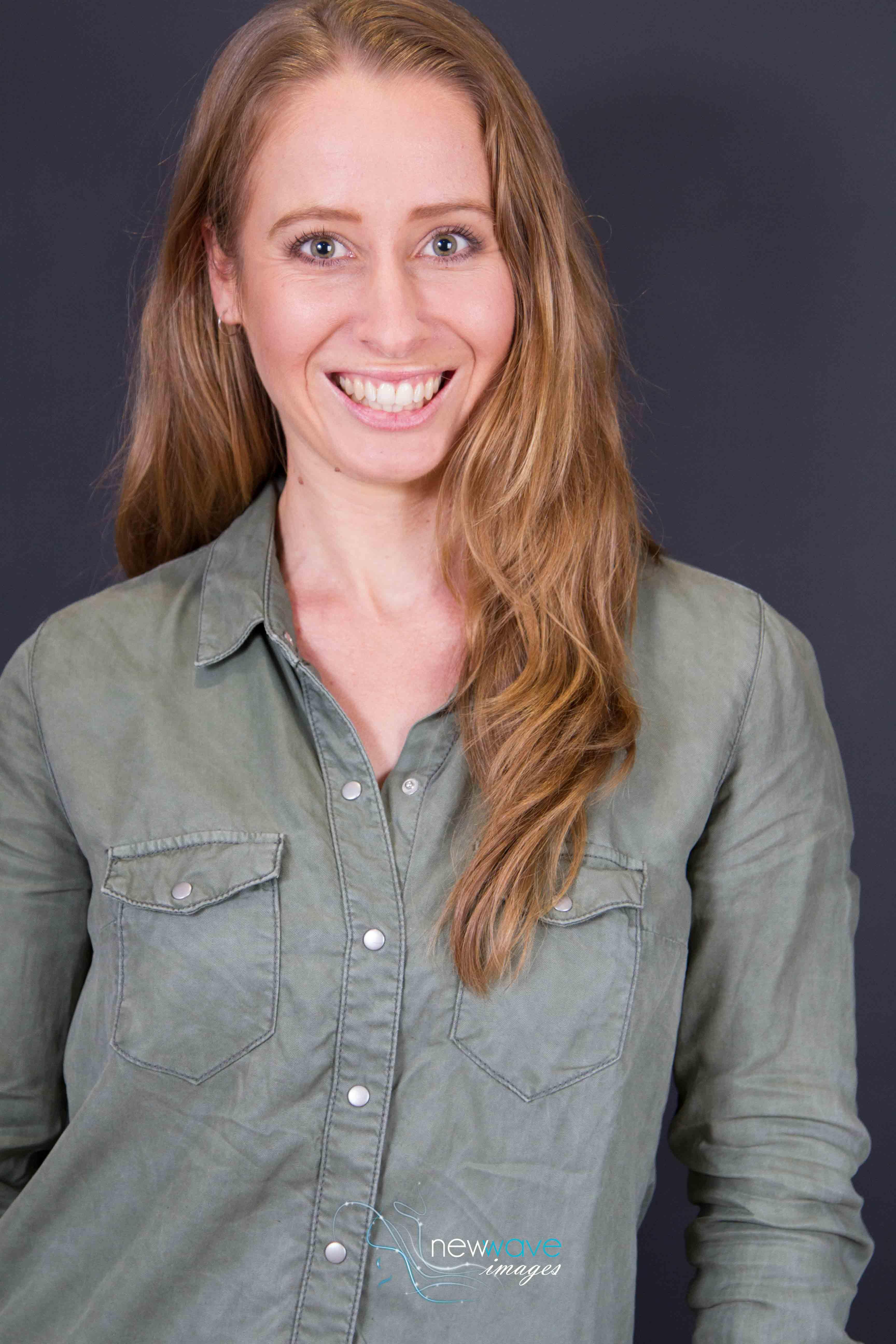 actor Nicole Crisp large photo