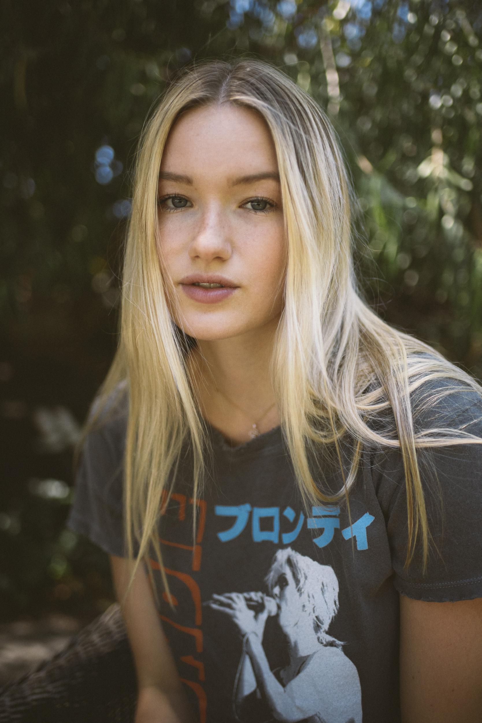 actor West Duchovny large photo