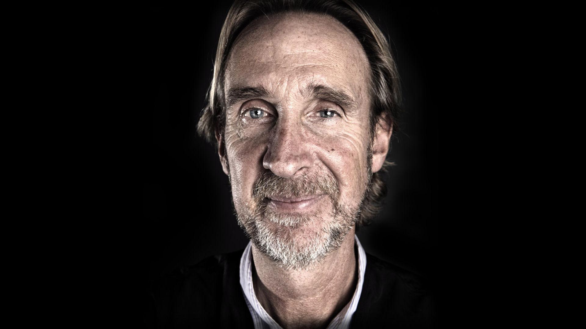 actor Mike Rutherford large photo