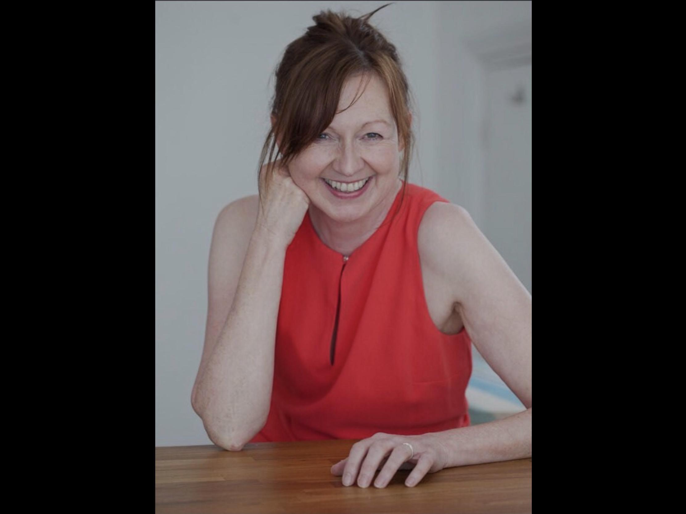 actor Julia Ford large photo