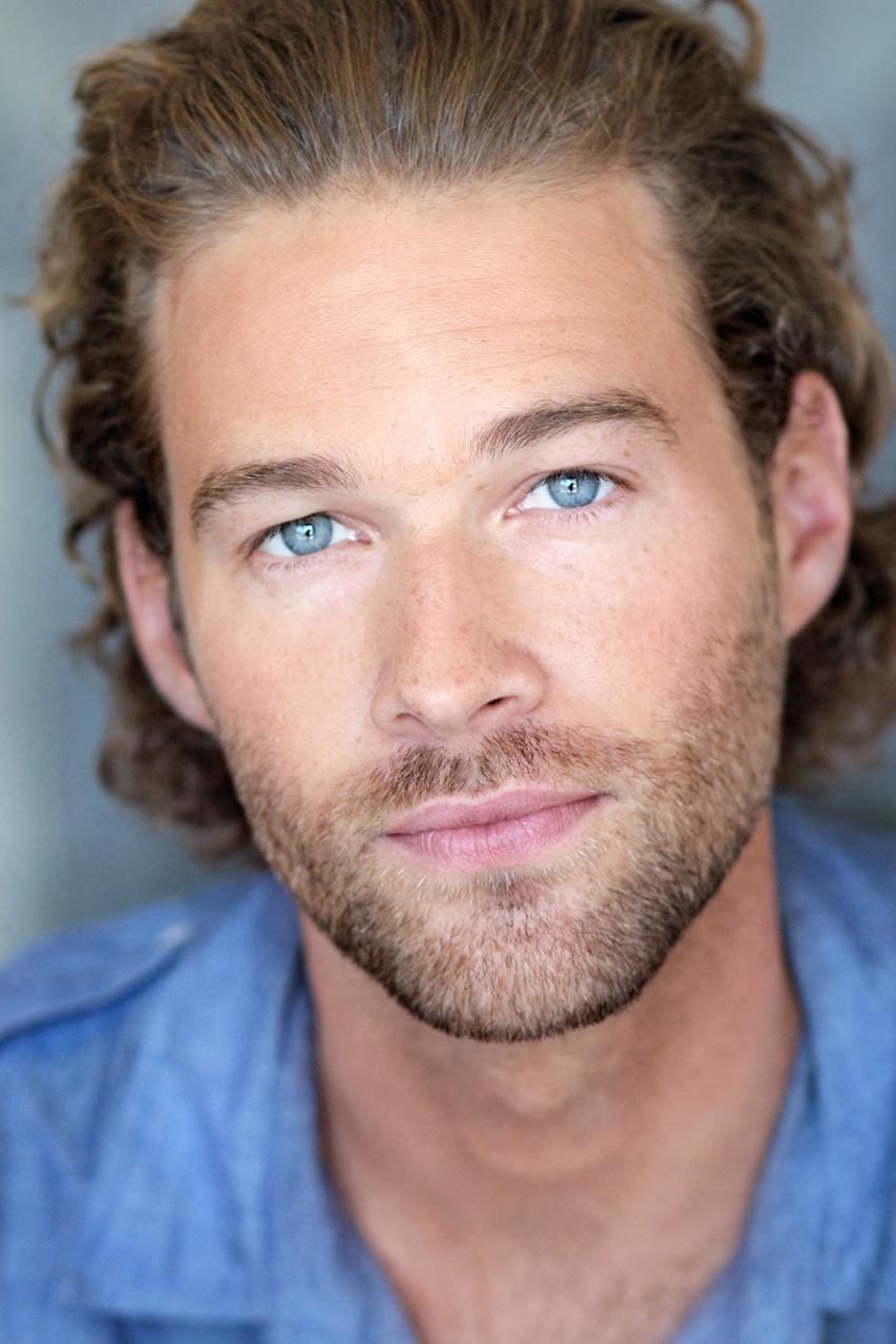 actor Paul Haapaniemi large photo