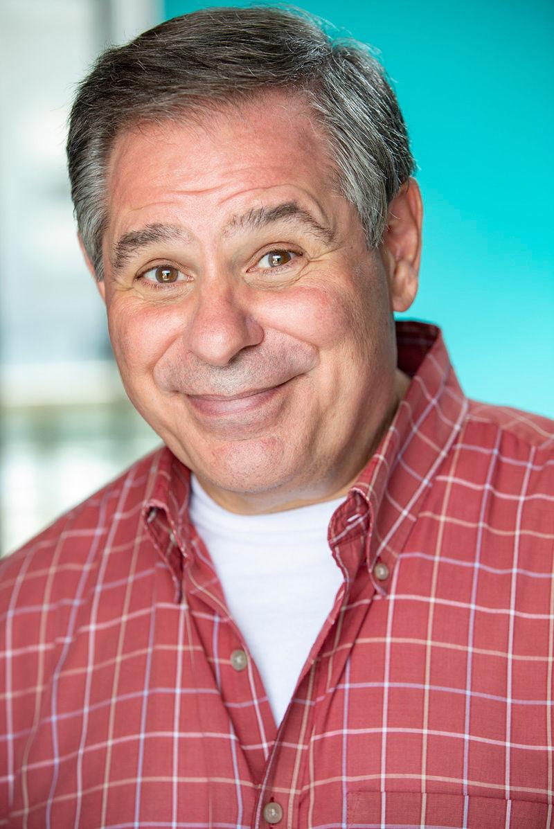 actor Perry Lambert large photo