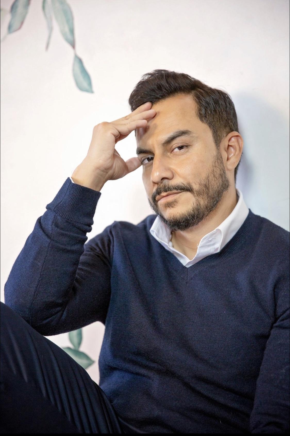 actor Anthony Hernandez large photo