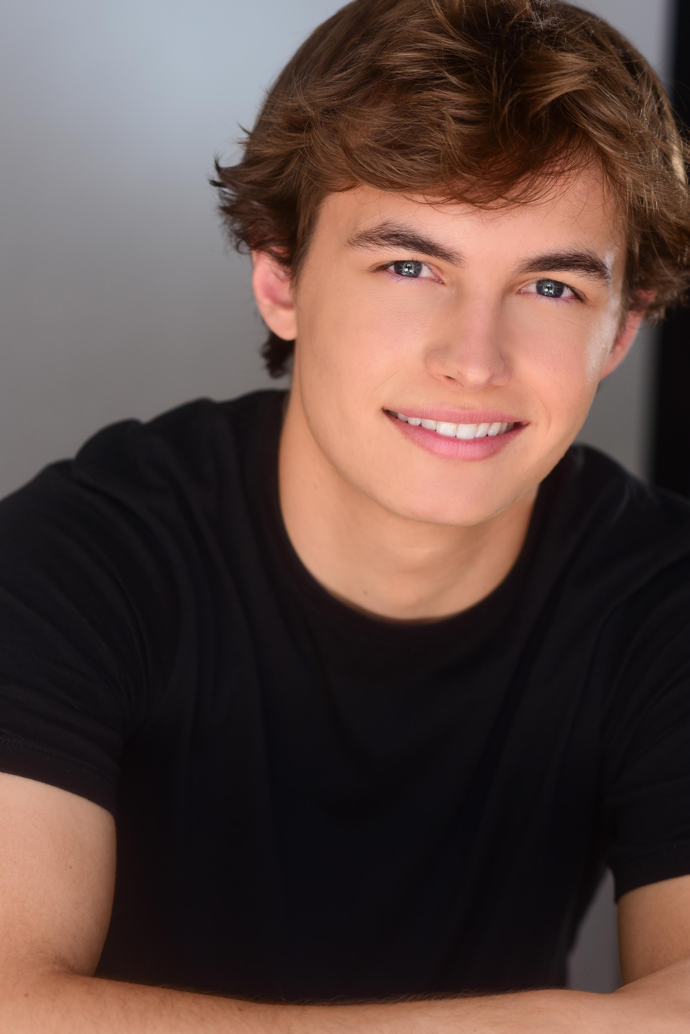 actor Austin Kane large photo