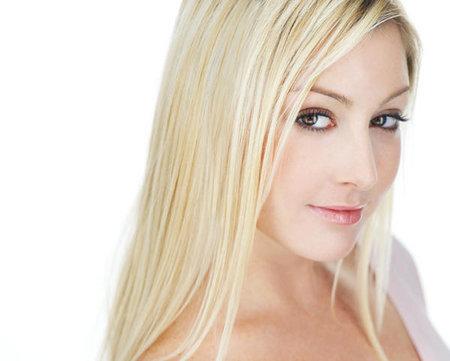 actor Lindsey Axelsson large photo