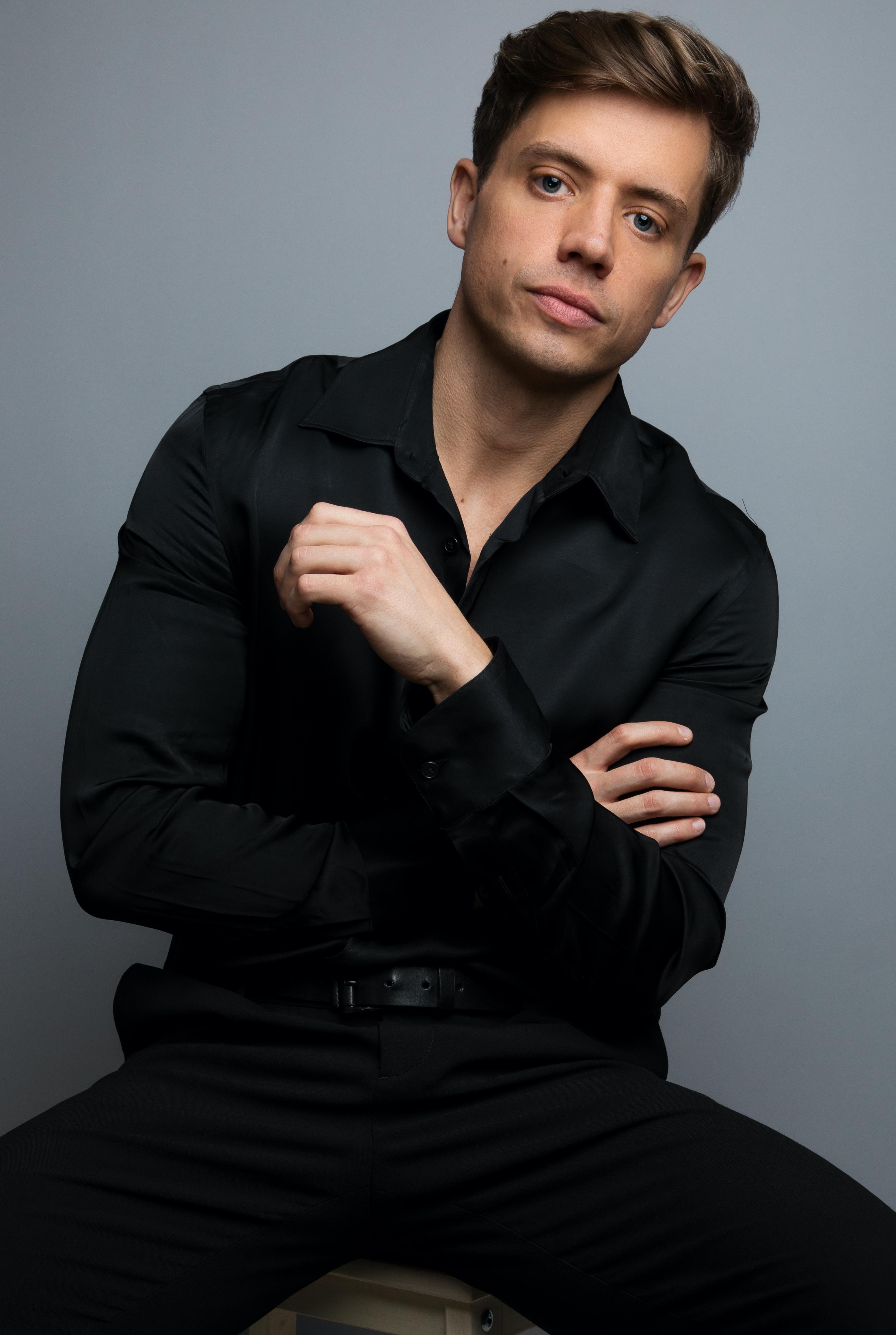 actor Jon-Paul Bell large photo