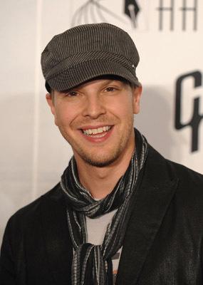 actor Gavin DeGraw large photo