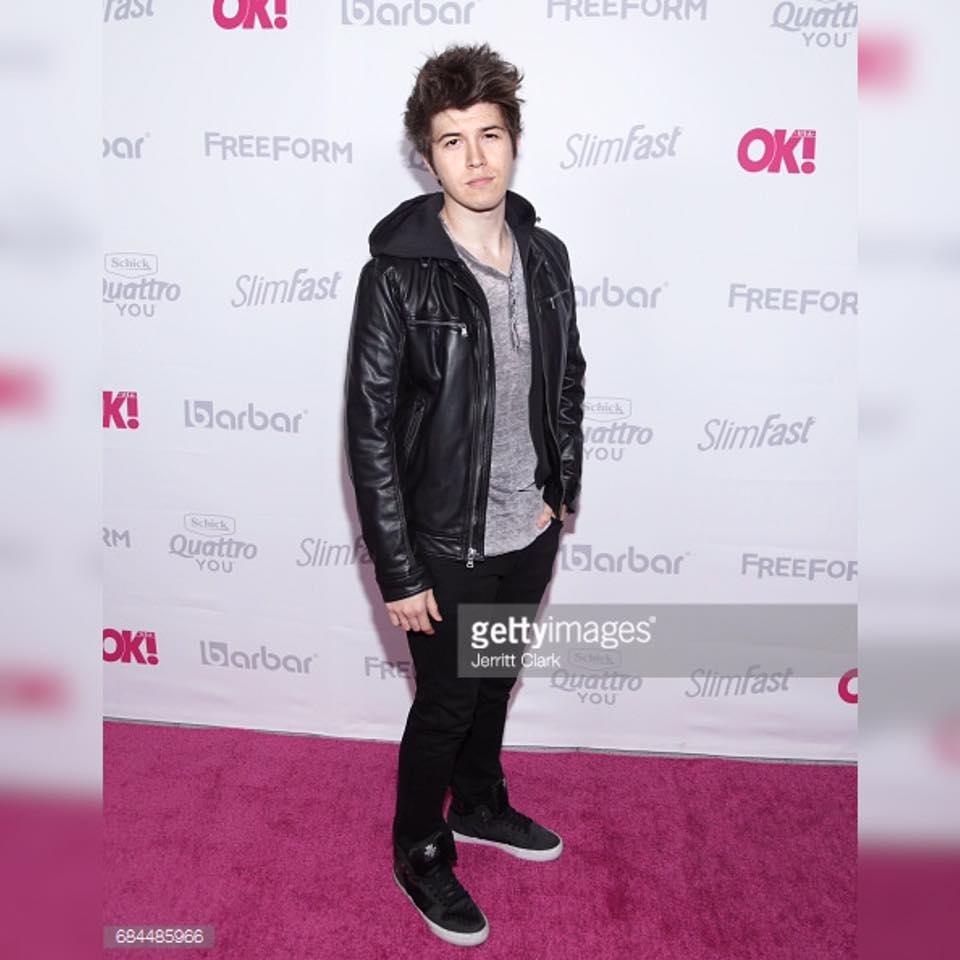 actor Joshua Lee Young large photo