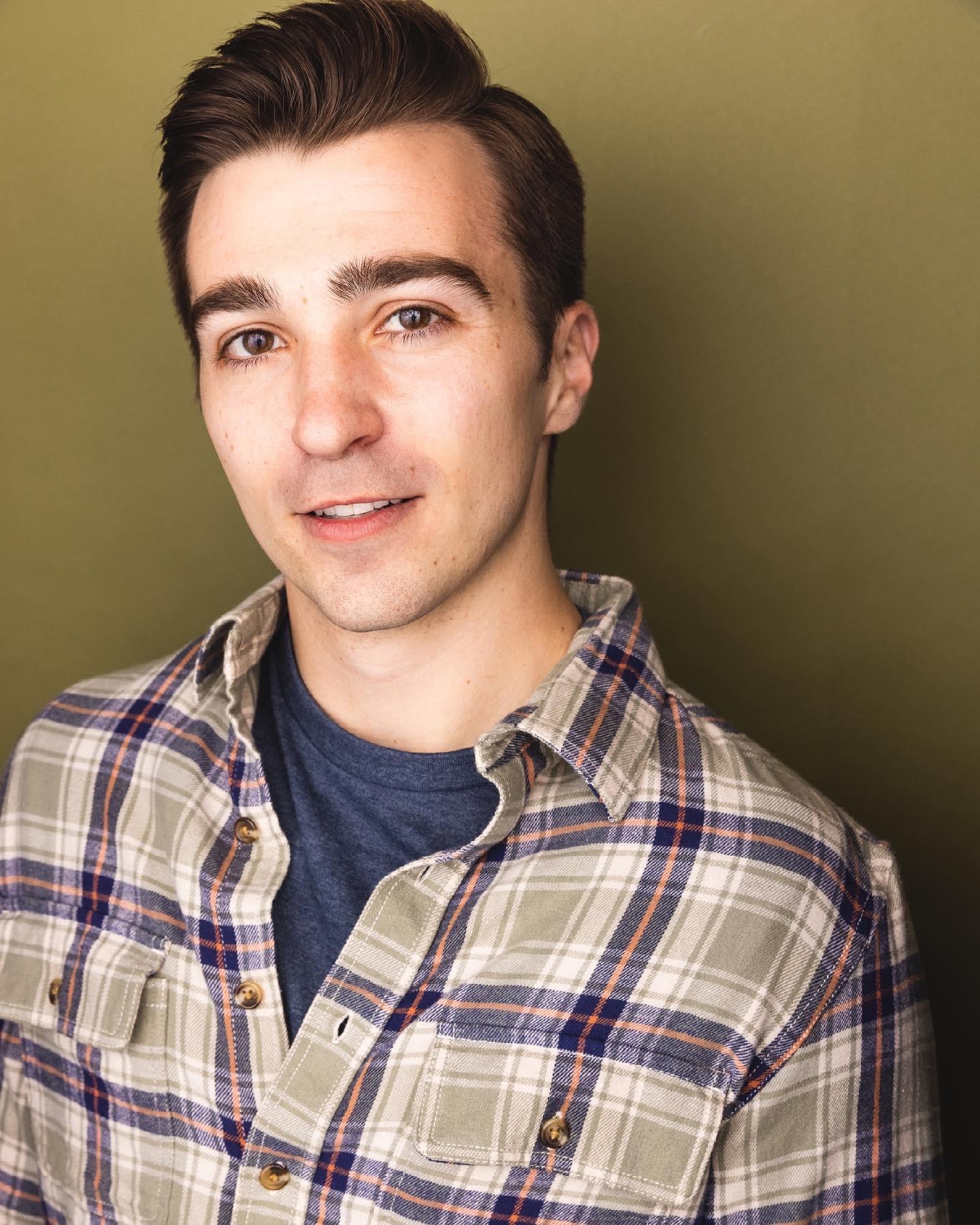 actor Tom Phelan large photo