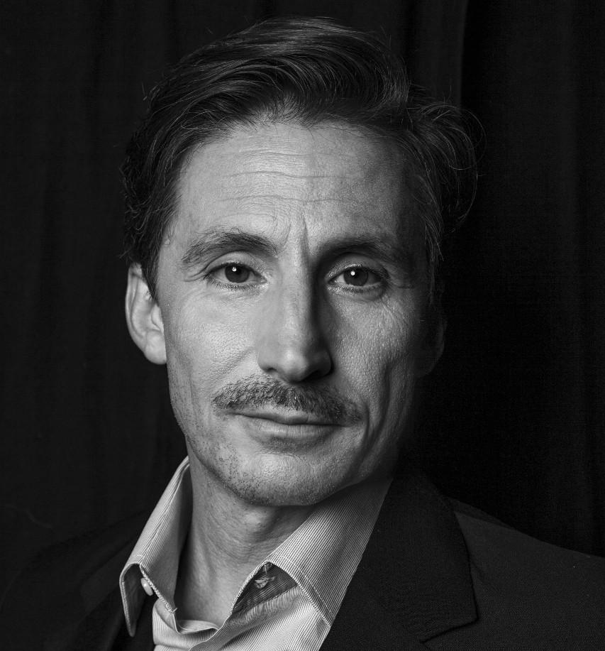 actor Dimitris Tarloou large photo