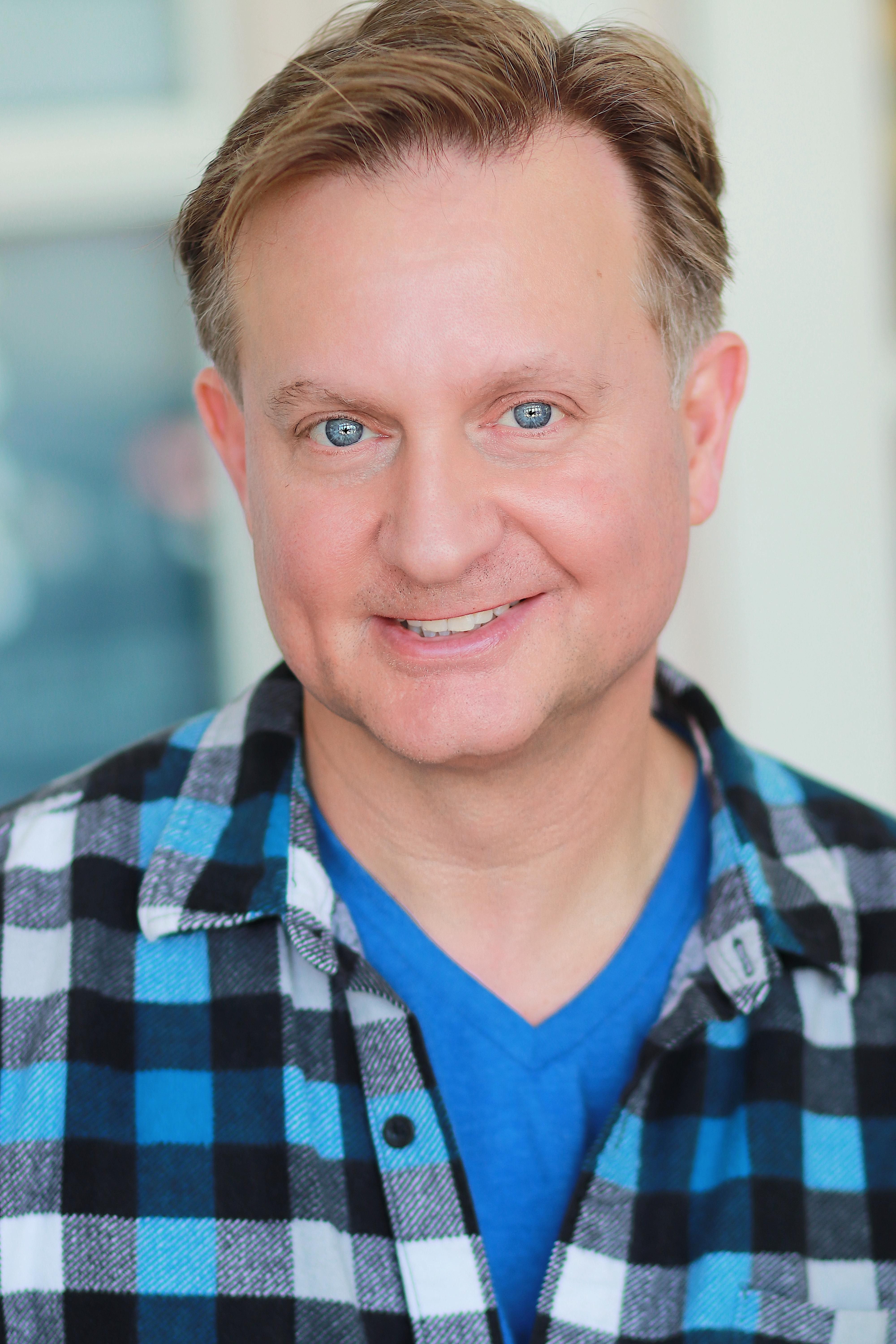 actor Joey Nader large photo