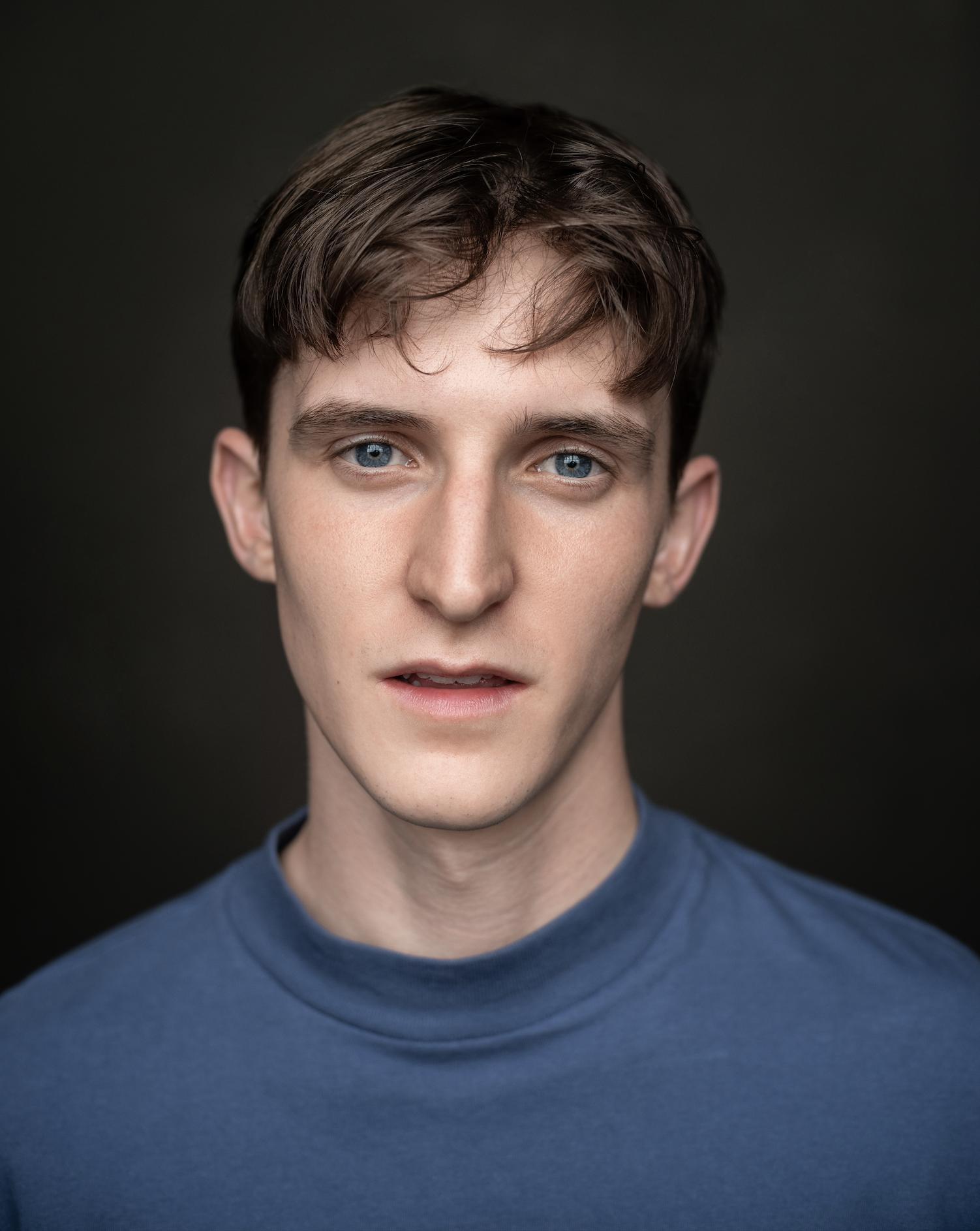 actor Tom Victor large photo