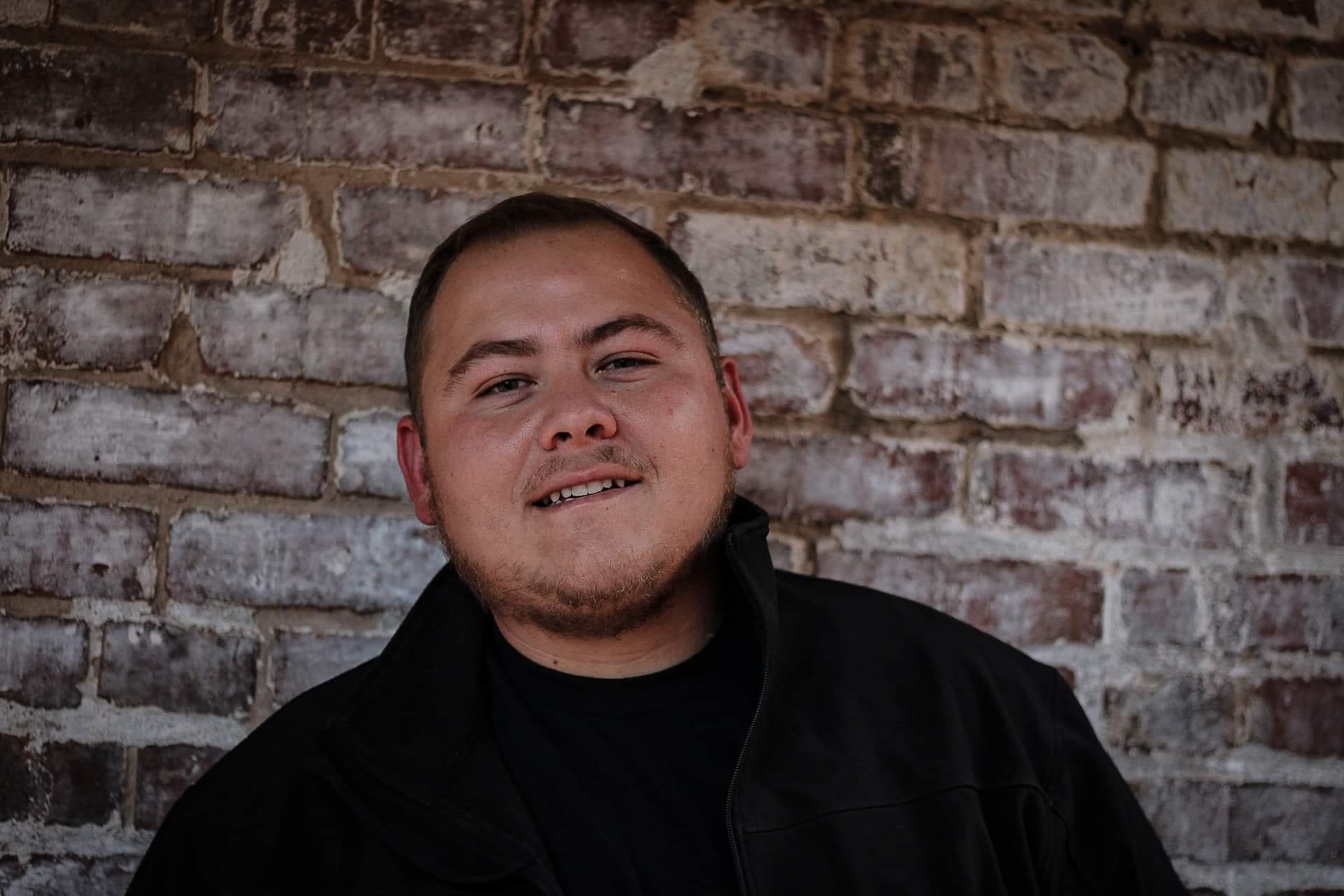 actor Andrew Kunkel large photo