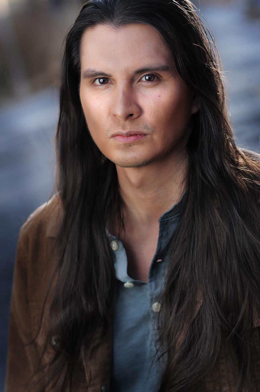 actor Elisha Pratt large photo