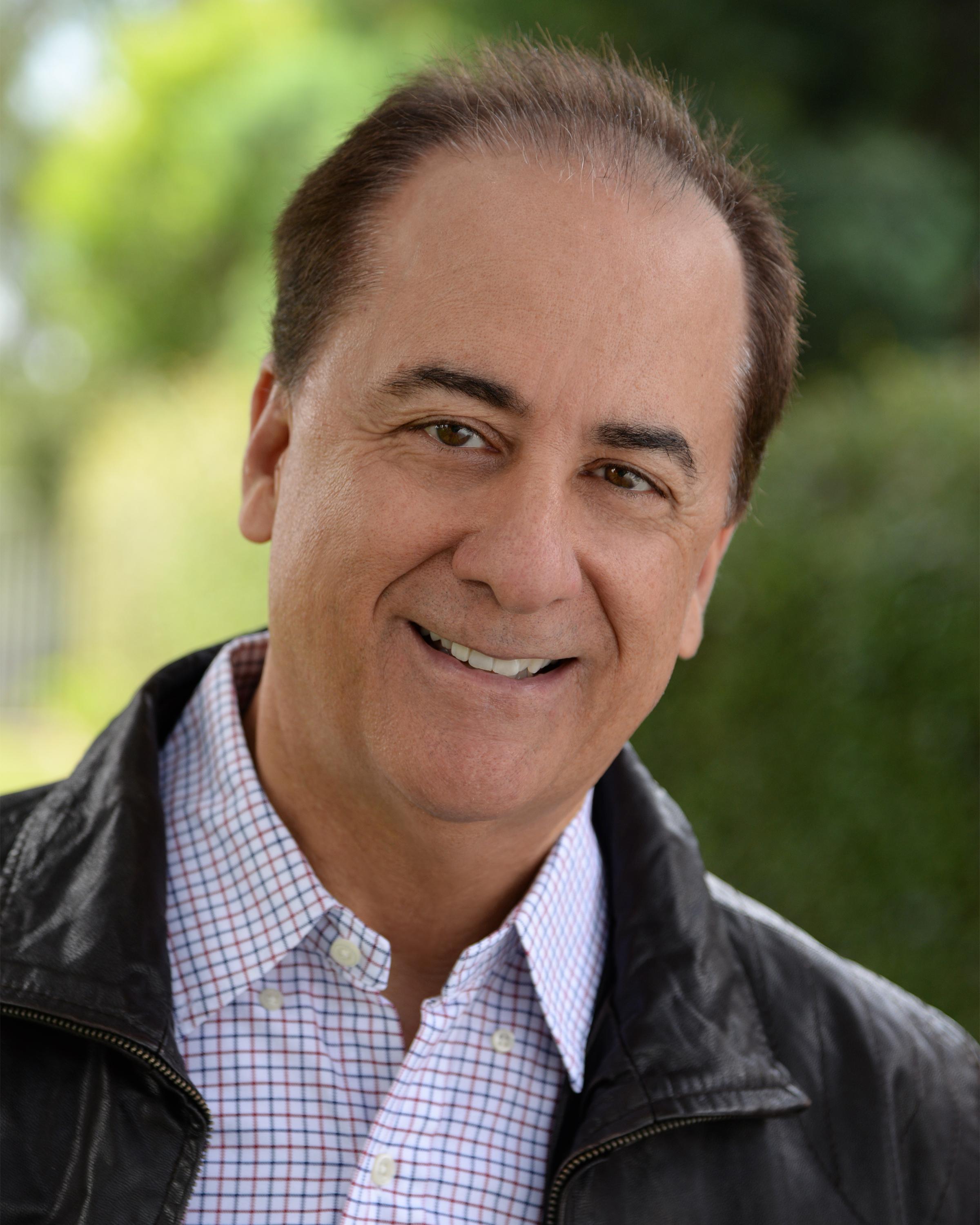 actor Vincent Lionetti large photo