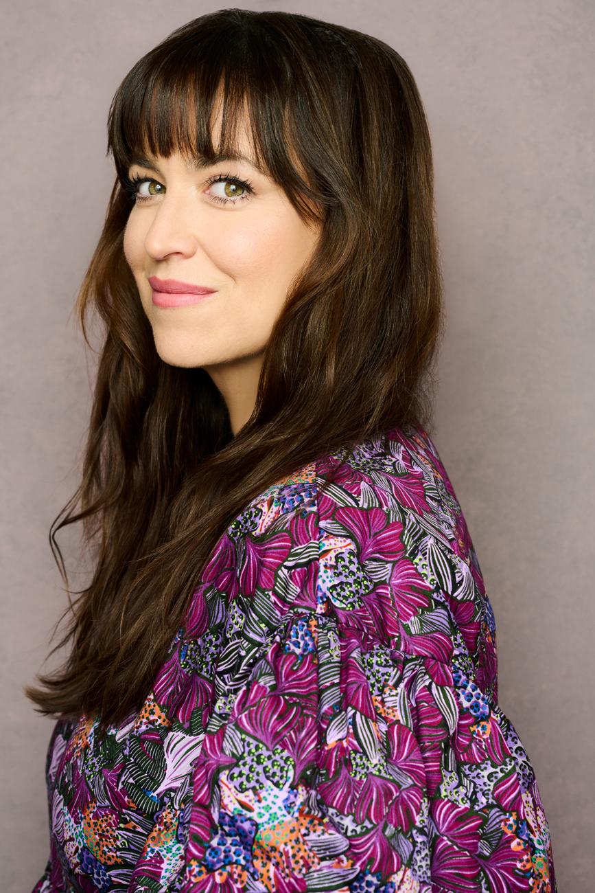 actor Vanessa Reynolds large photo