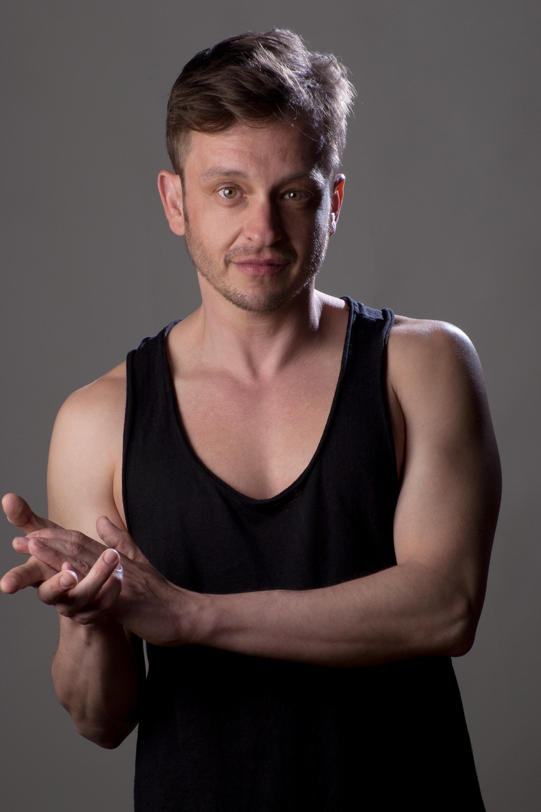 actor Carles Cuevas large photo