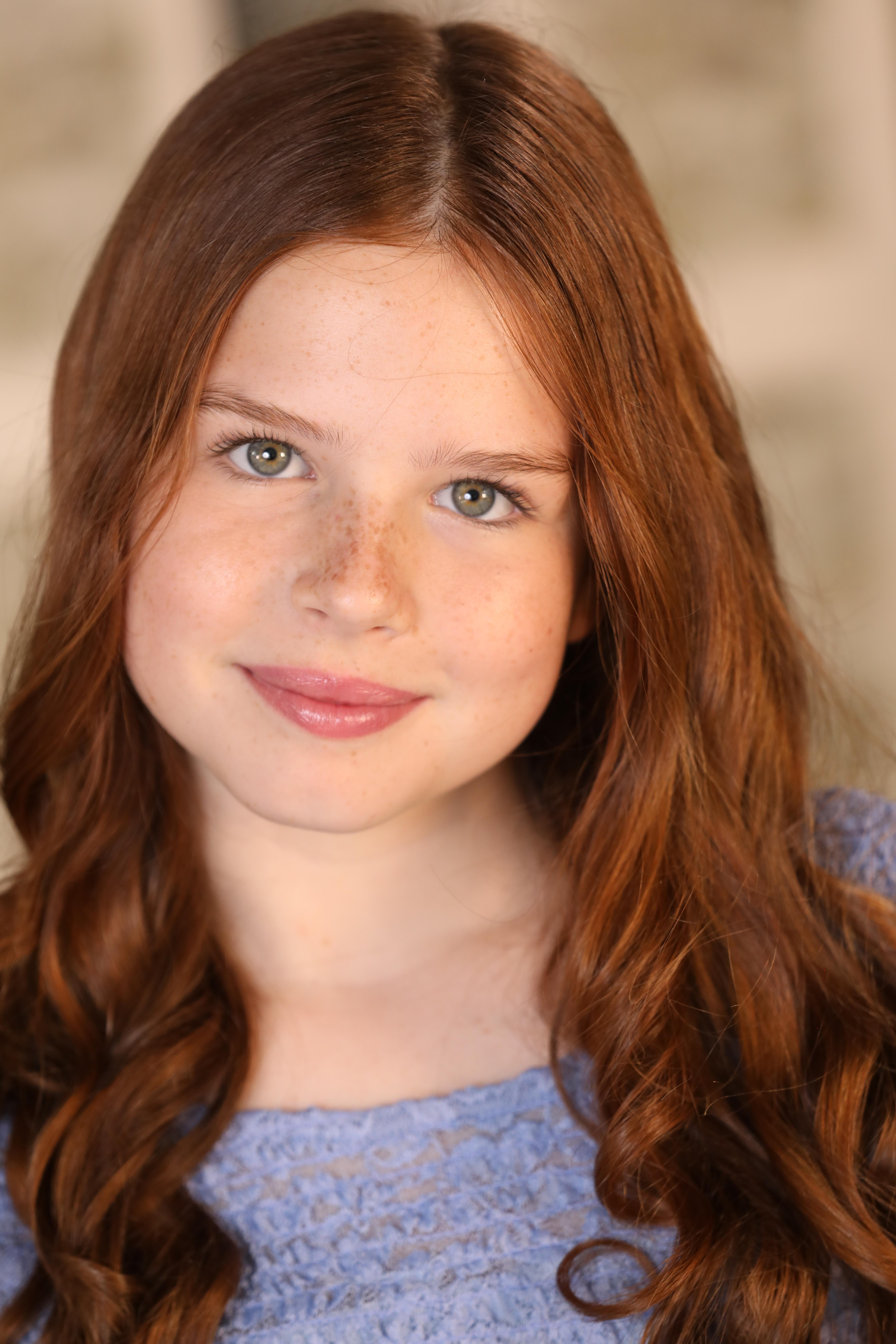 actor Ellarose Kaylor large photo