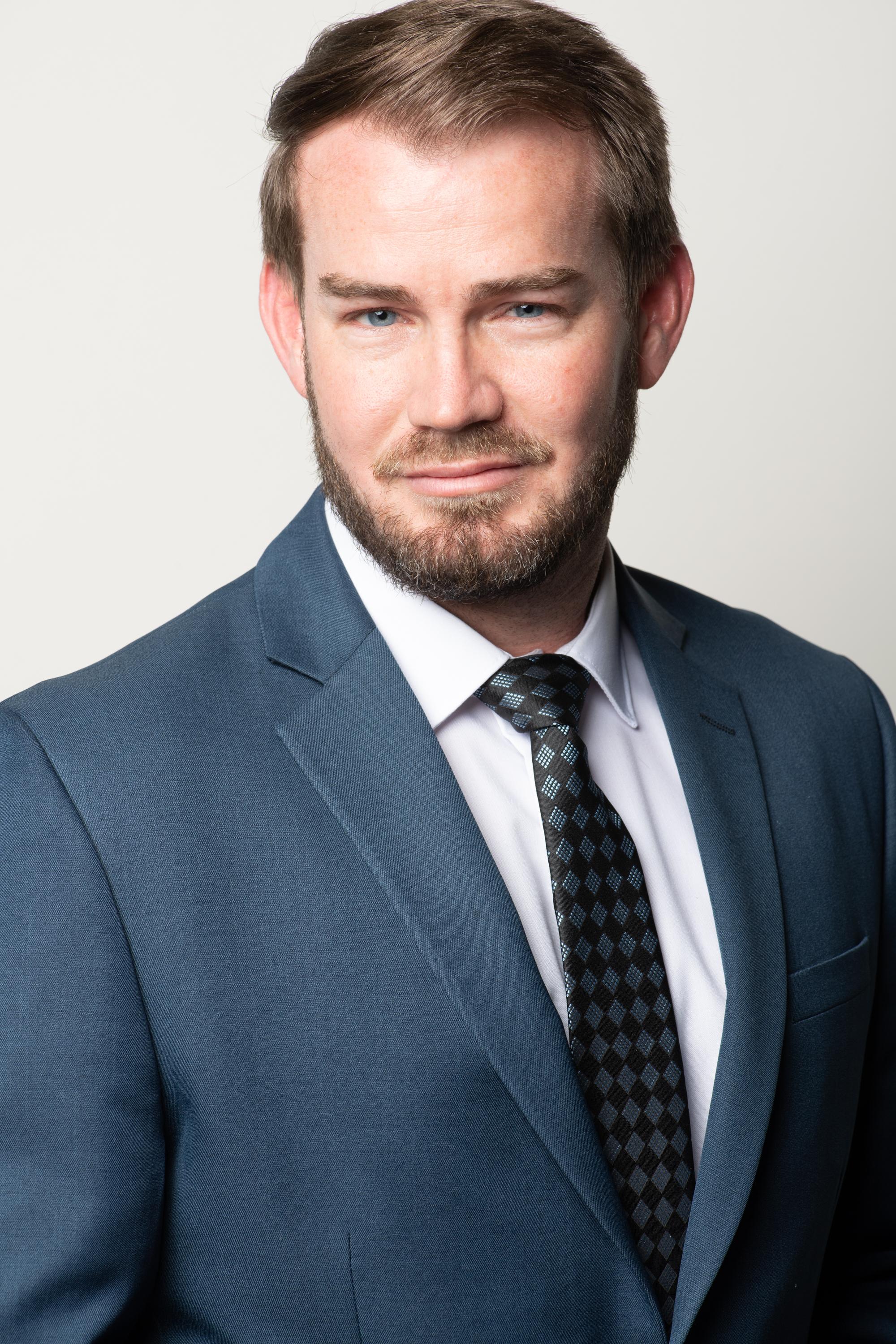 actor Andrew S. Atkinson large photo