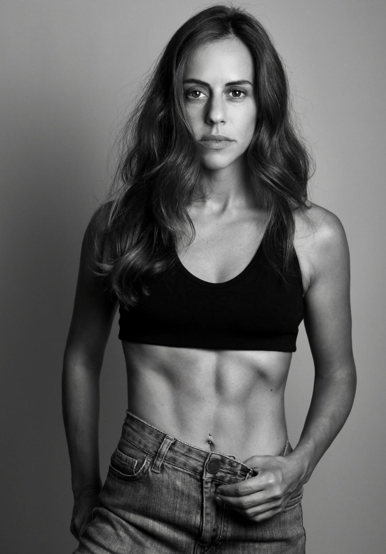 actor Yael Eitan large photo