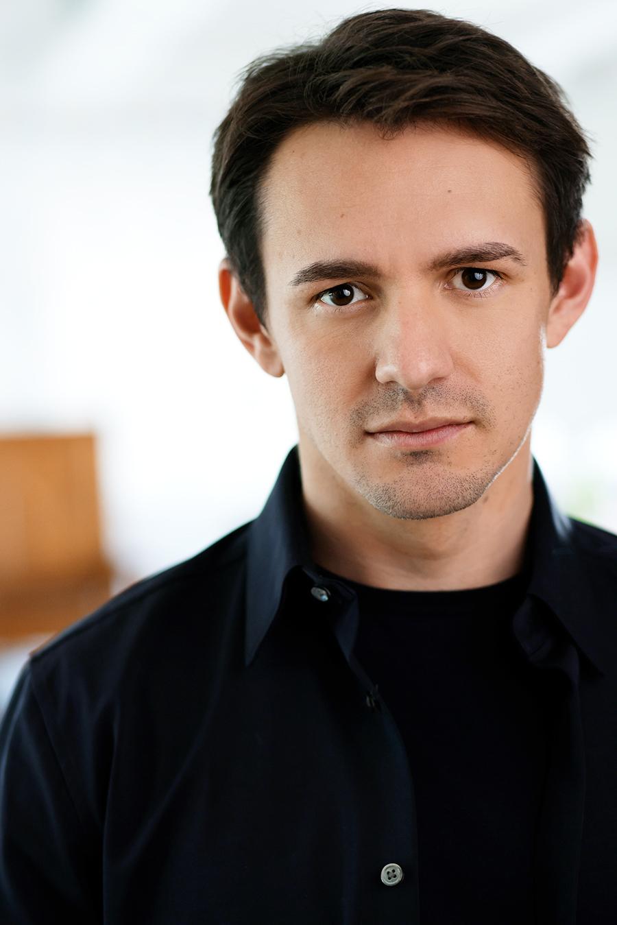 actor Jason Potter large photo